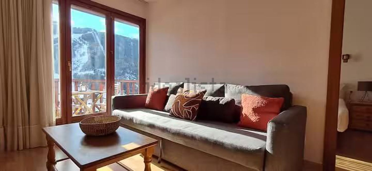 1-bedroom flat seasonal rent in El Tarter, Canillo · 8 of 30