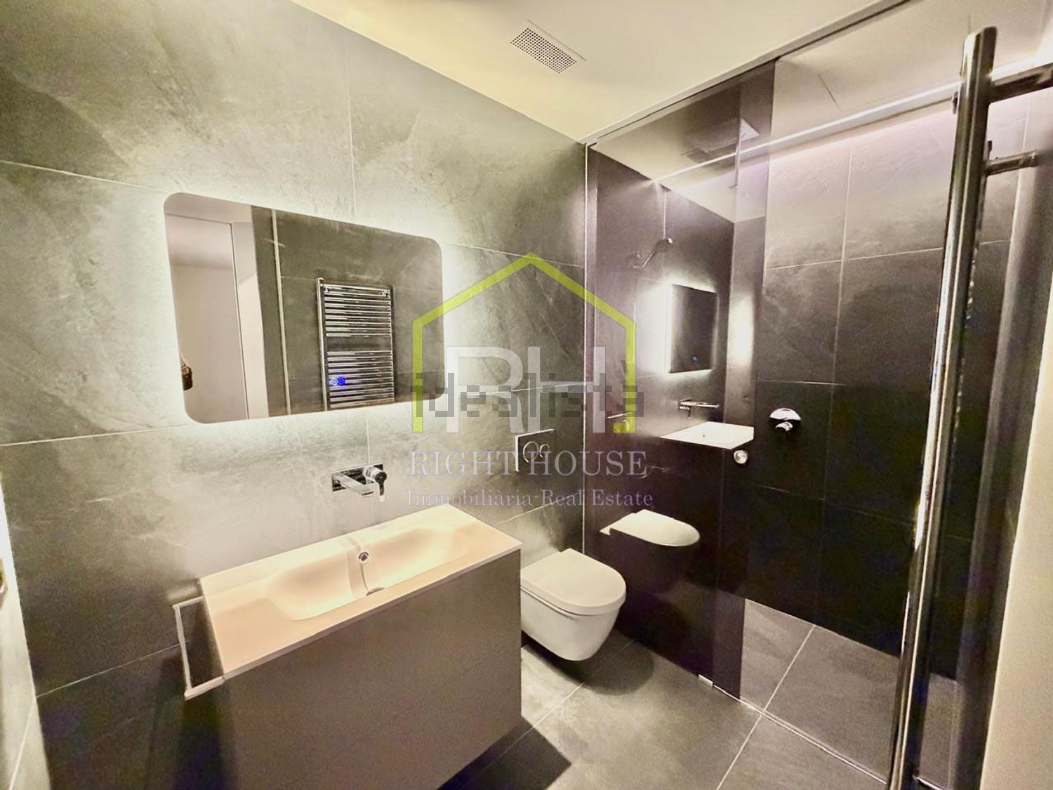2-bedroom flat for sale in Centro, Andorra la Vella · 48 of 60
