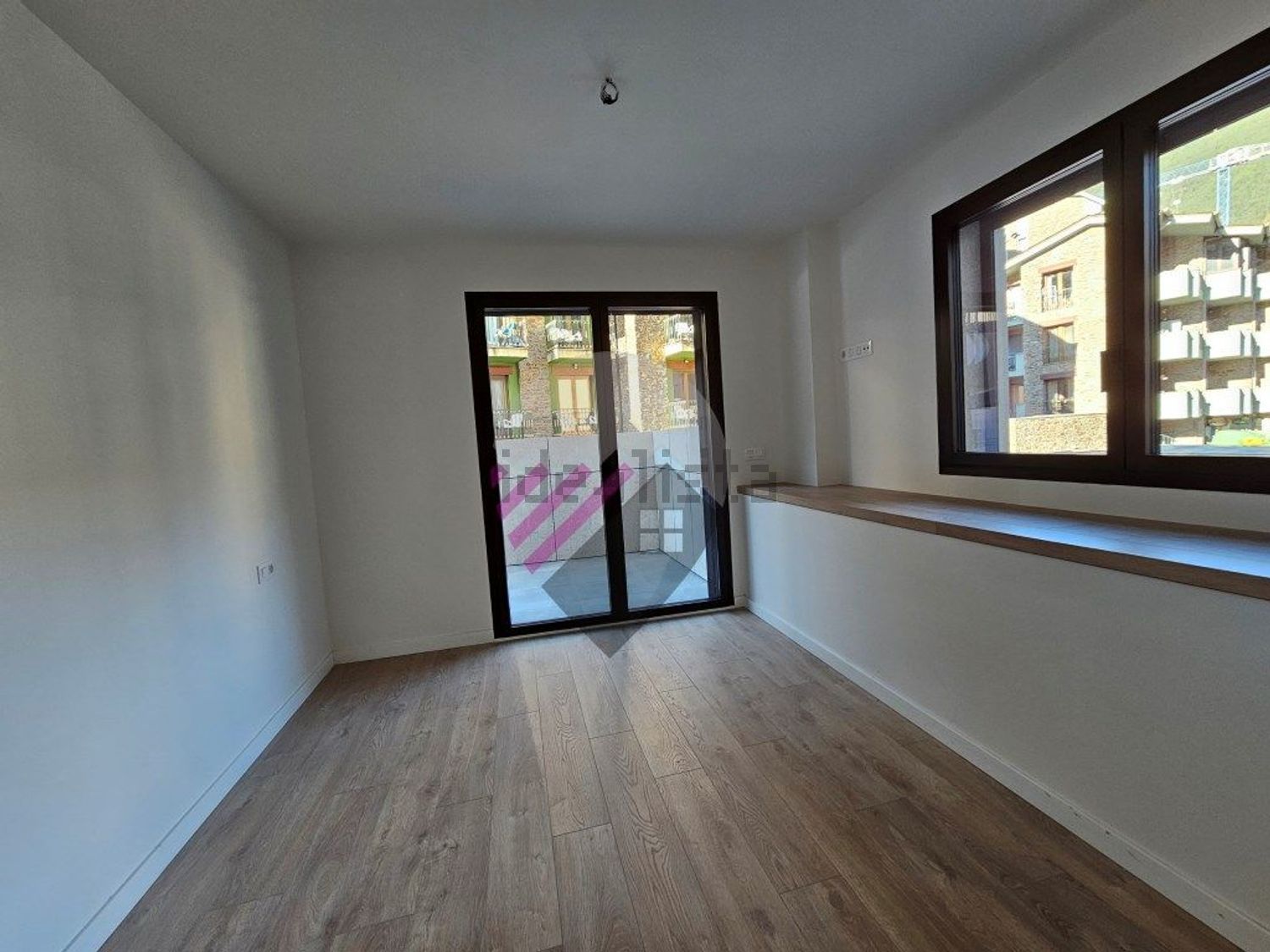 Pis de 3 habitacions en venda a Encamp · 32 de 60