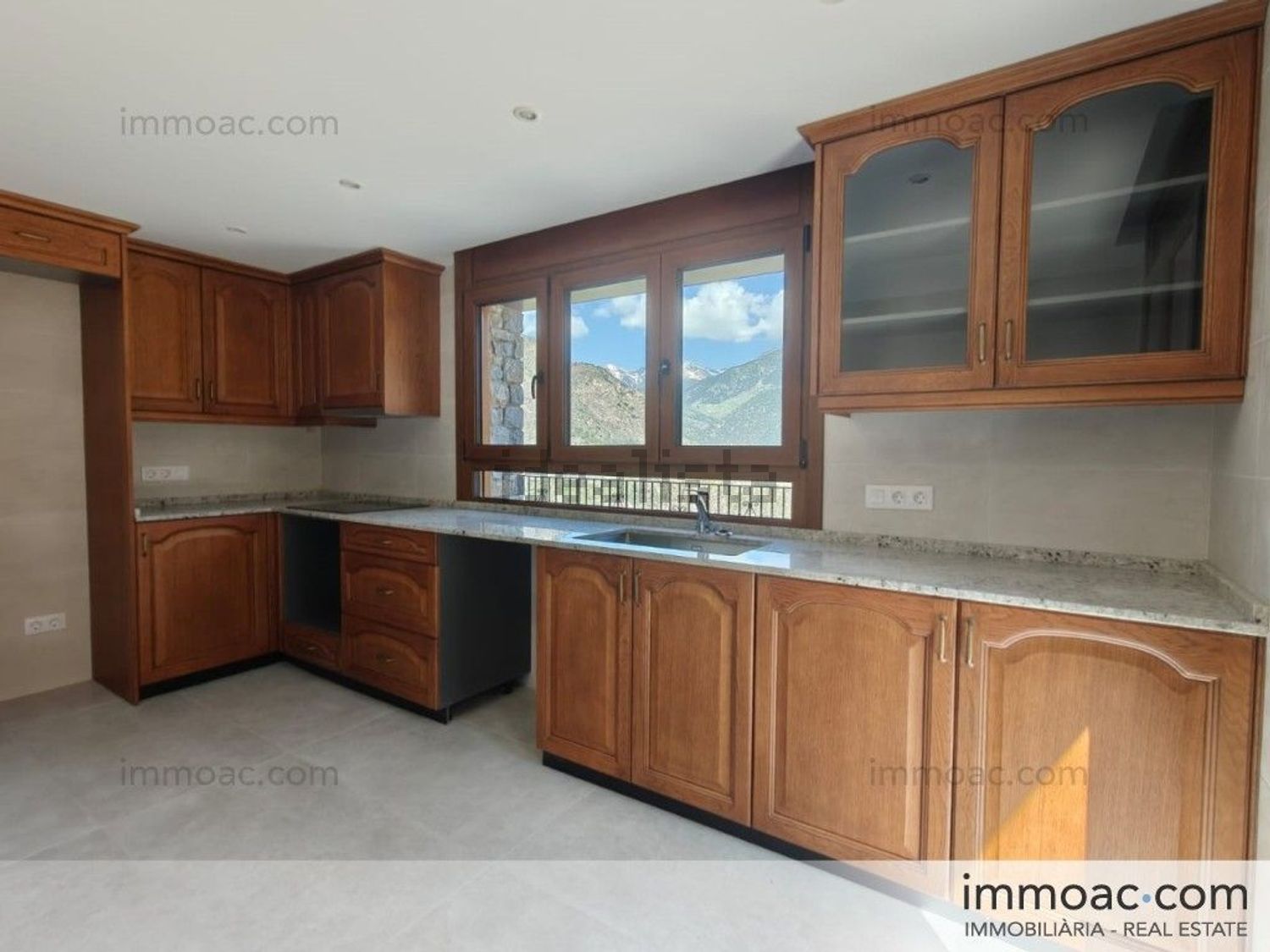 4-bedroom chalet for sale in Aixirivall, Sant Julià de Lòria · 3 of 37