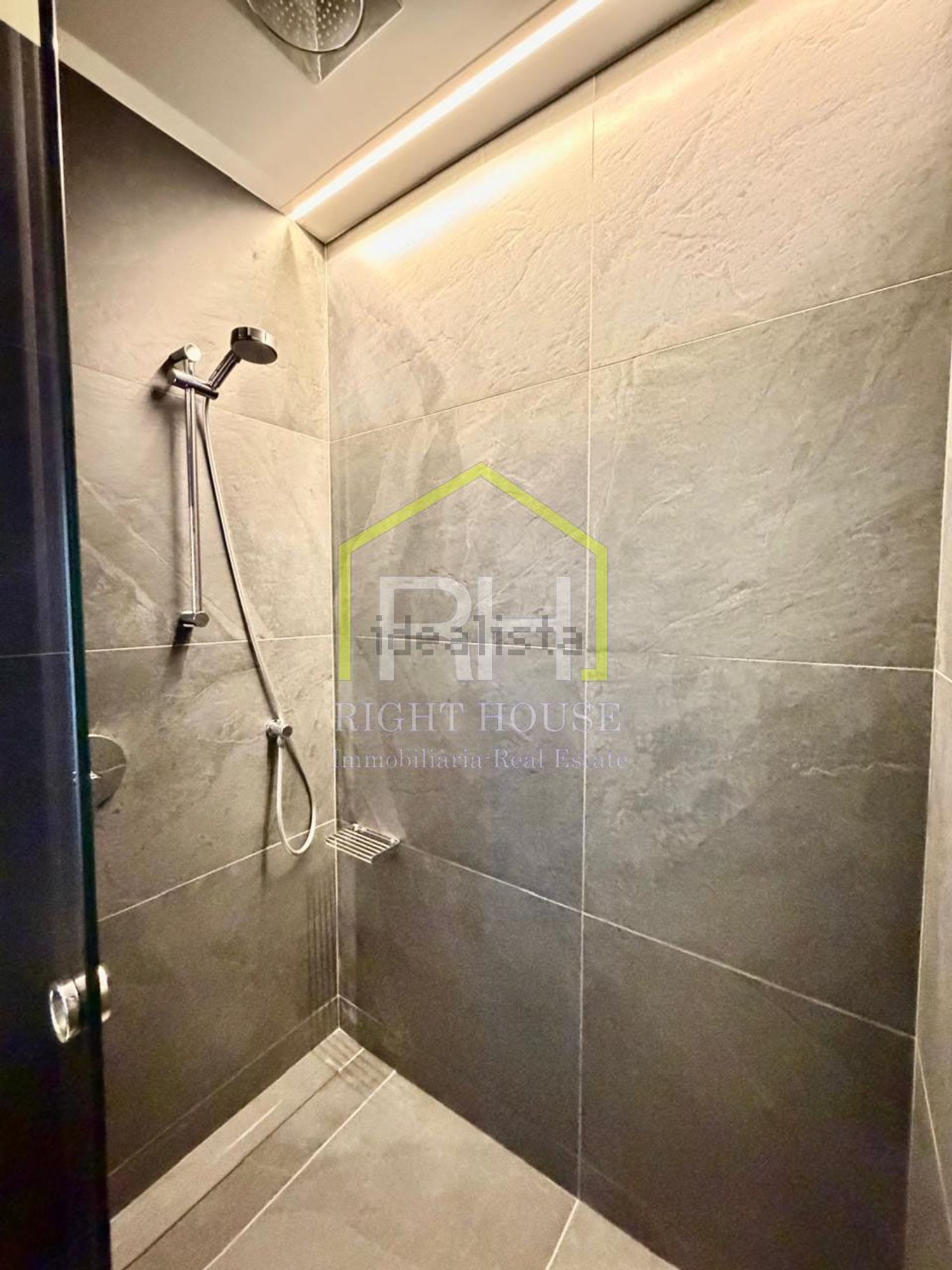 2-bedroom flat for sale in Centro, Andorra la Vella · 60 of 60