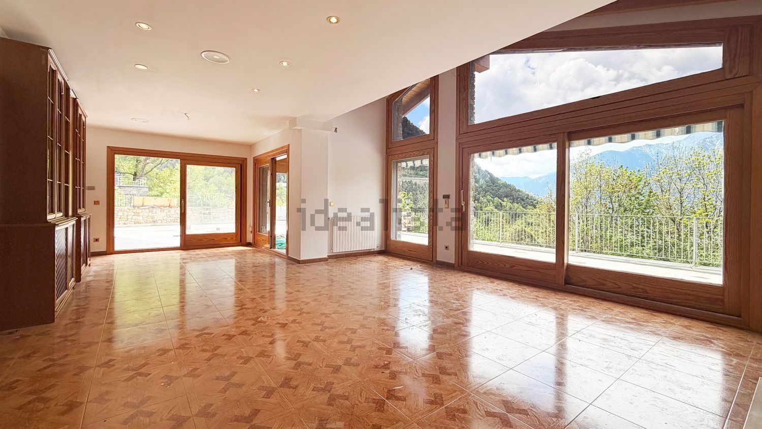 5-bedroom chalet for rent in Escaldes-Engordany · 23 of 60