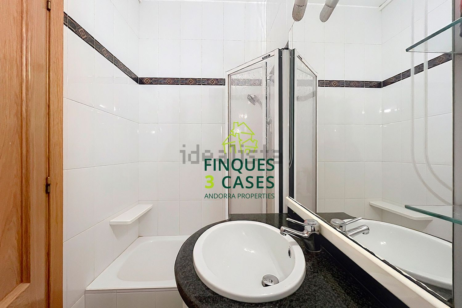 3-bedroom flat for sale in Encamp · 60 of 60