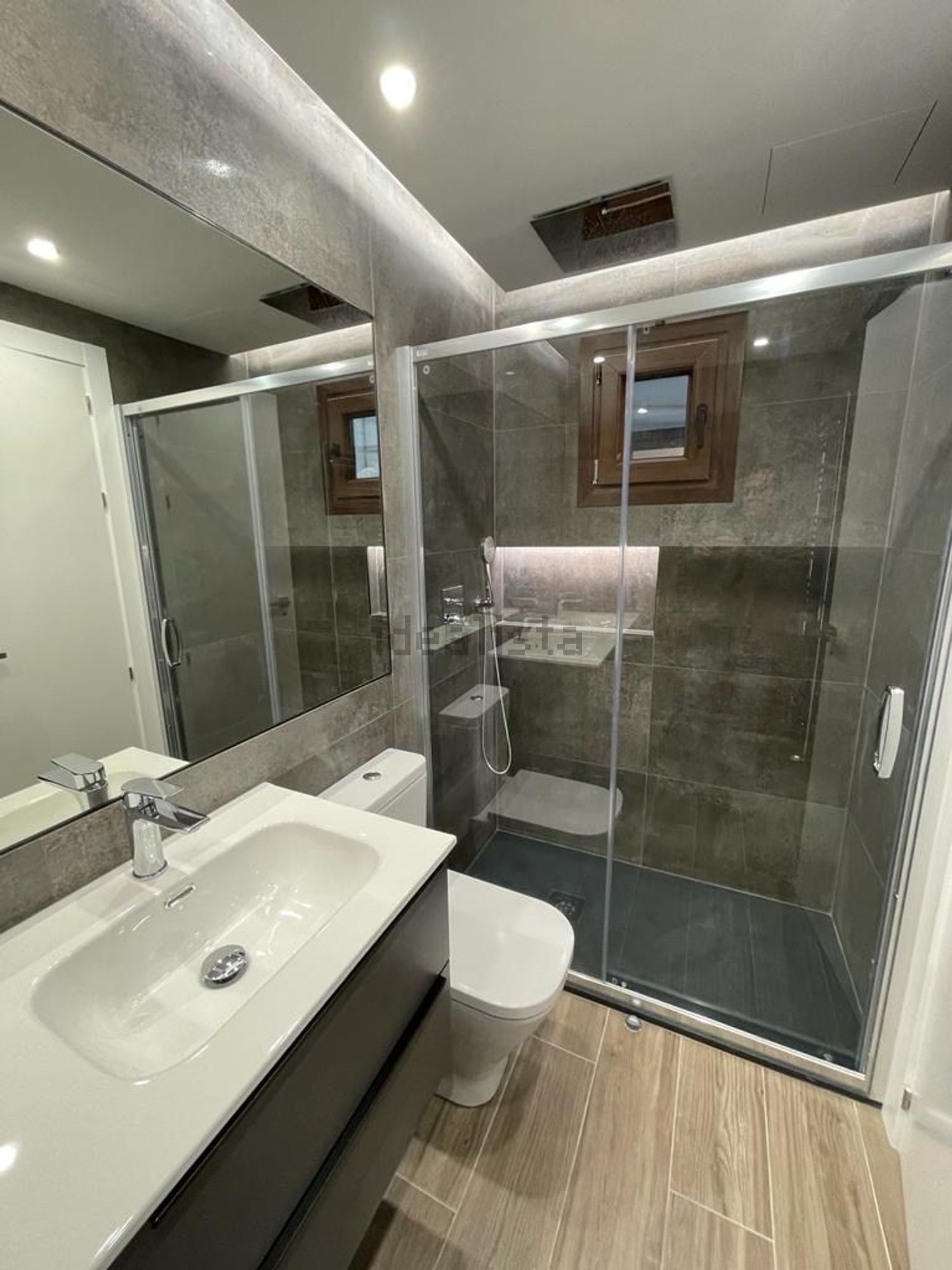4-bedroom duplex for sale in La Massana · 14 of 41