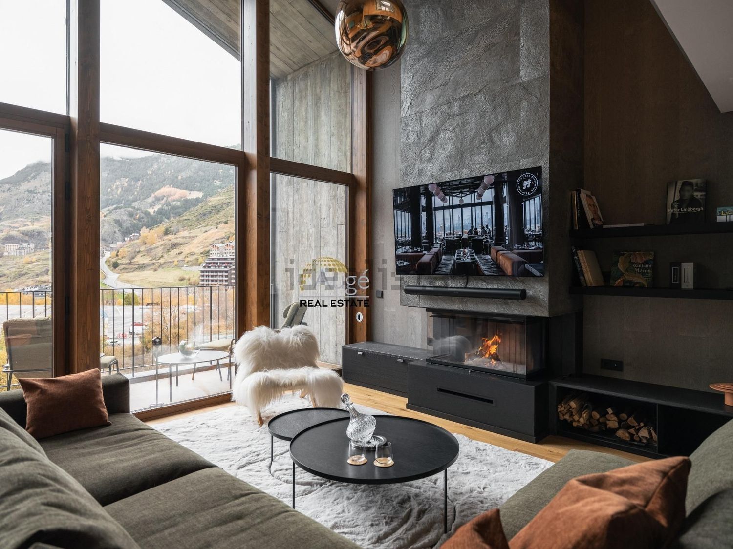 4-bedroom duplex for sale in El Tarter, Canillo · 2 of 59