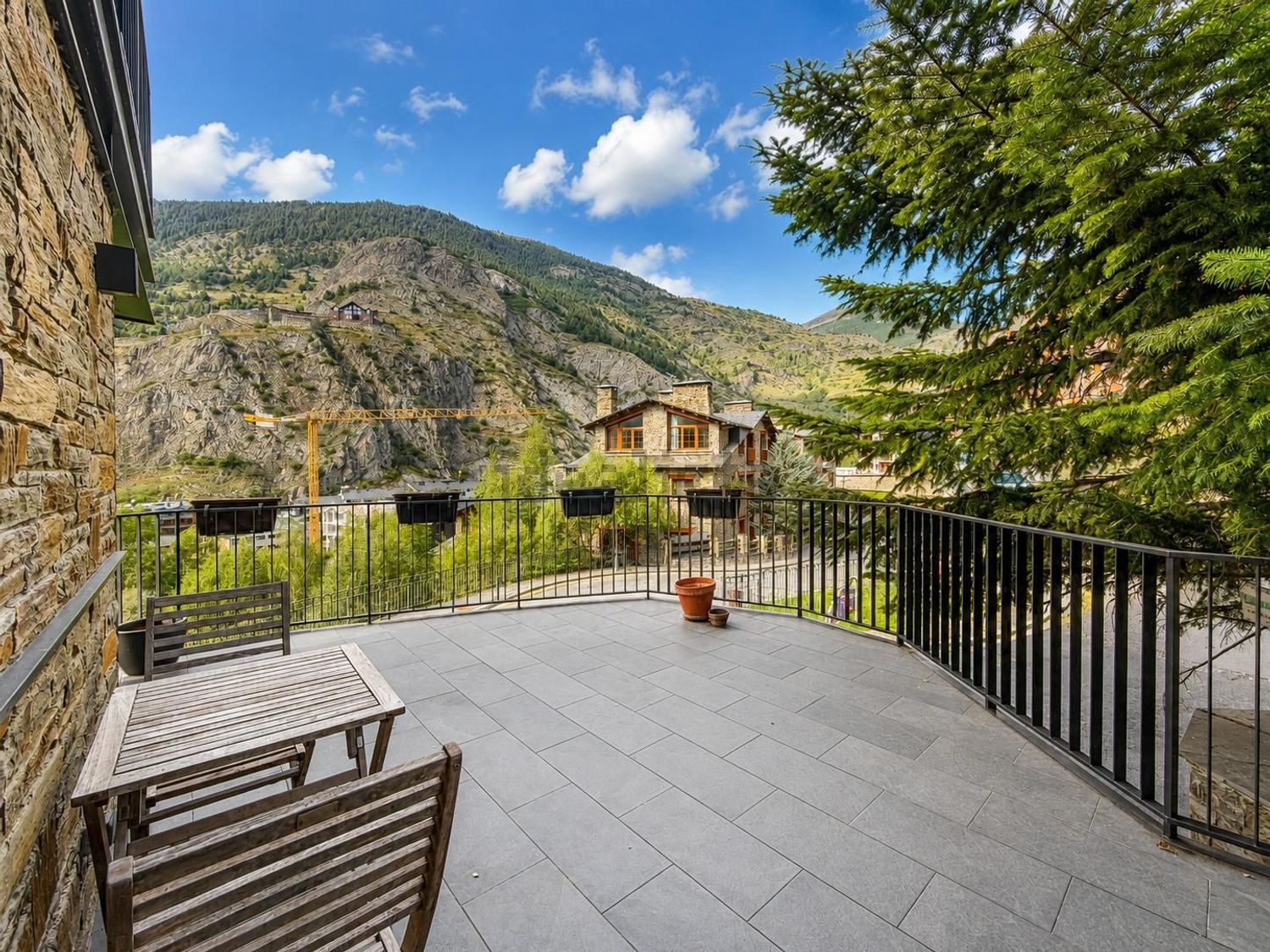 5-bedroom chalet for sale in Canillo · 7 of 22