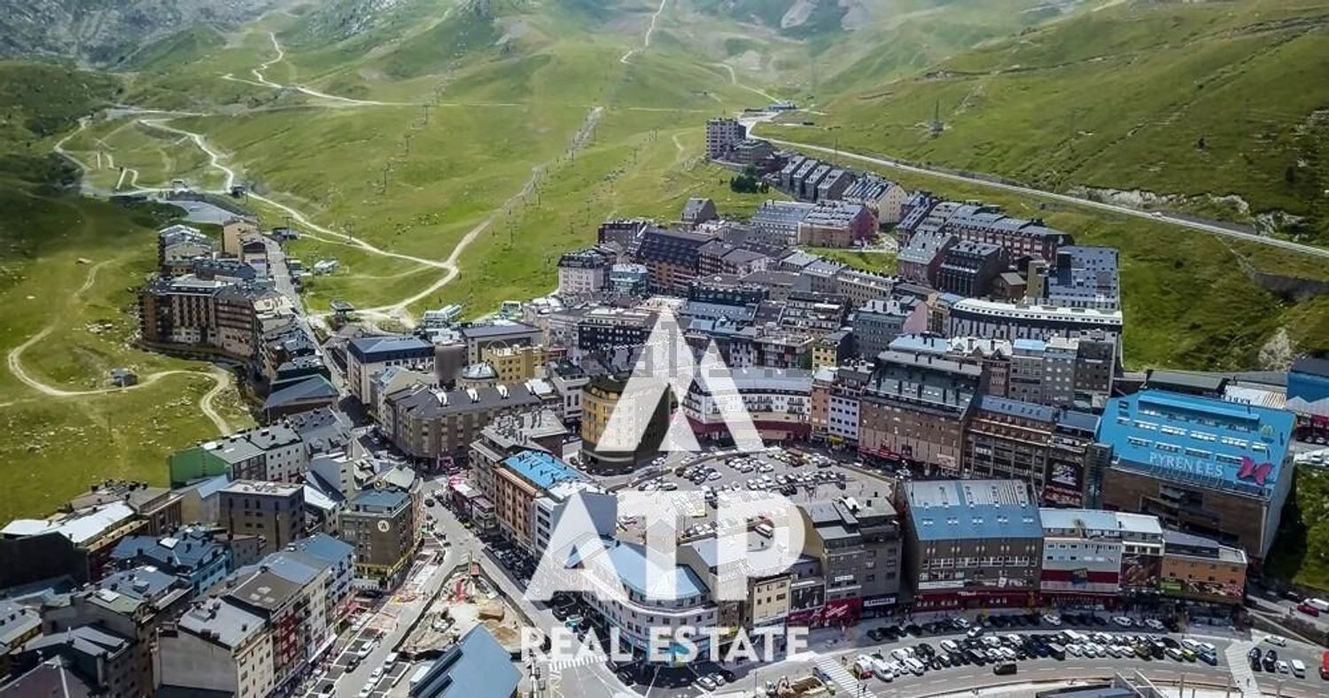 2-bedroom penthouse for sale in Encamp · 45 of 60