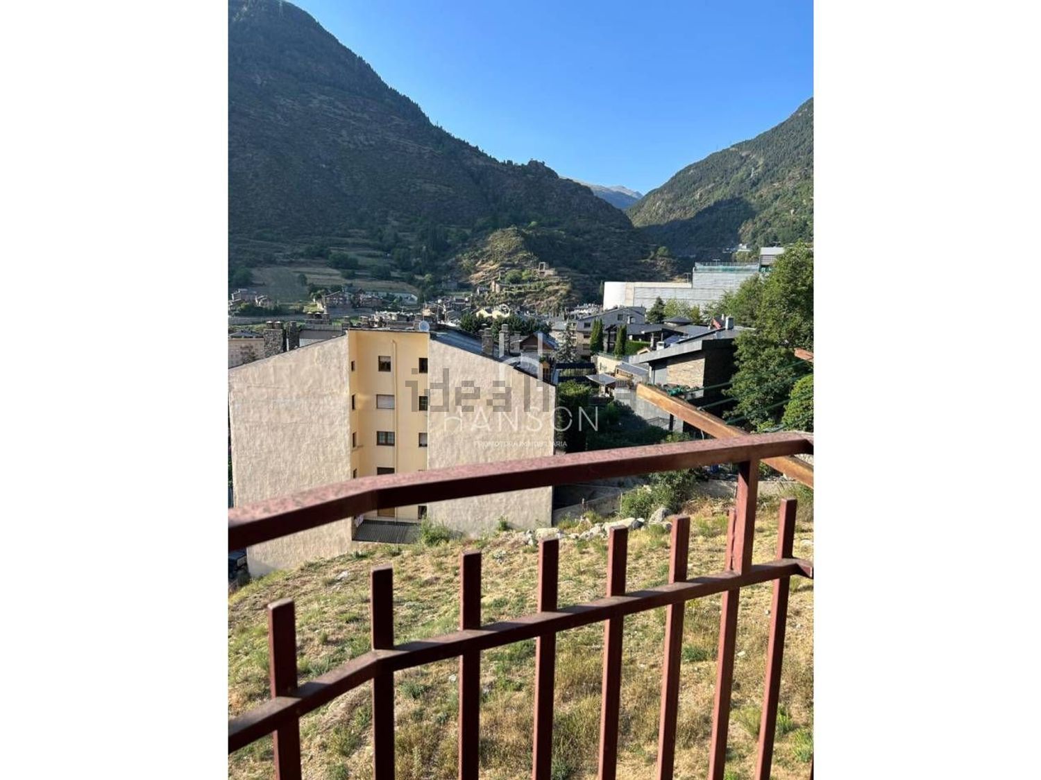 2-bedroom flat for rent in Encamp · 2 of 30