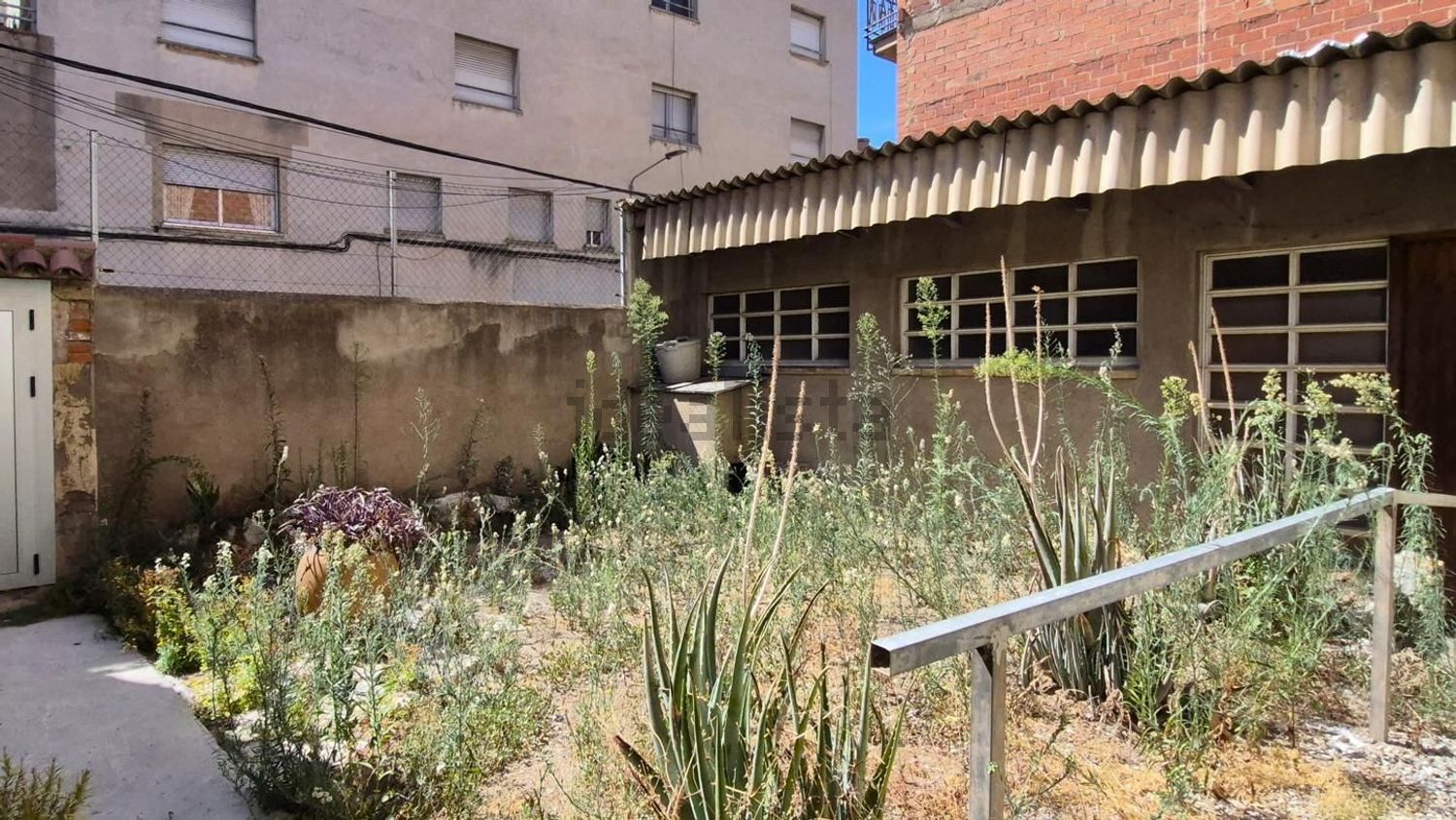 Chalet adosado en venta en Calle de Linné