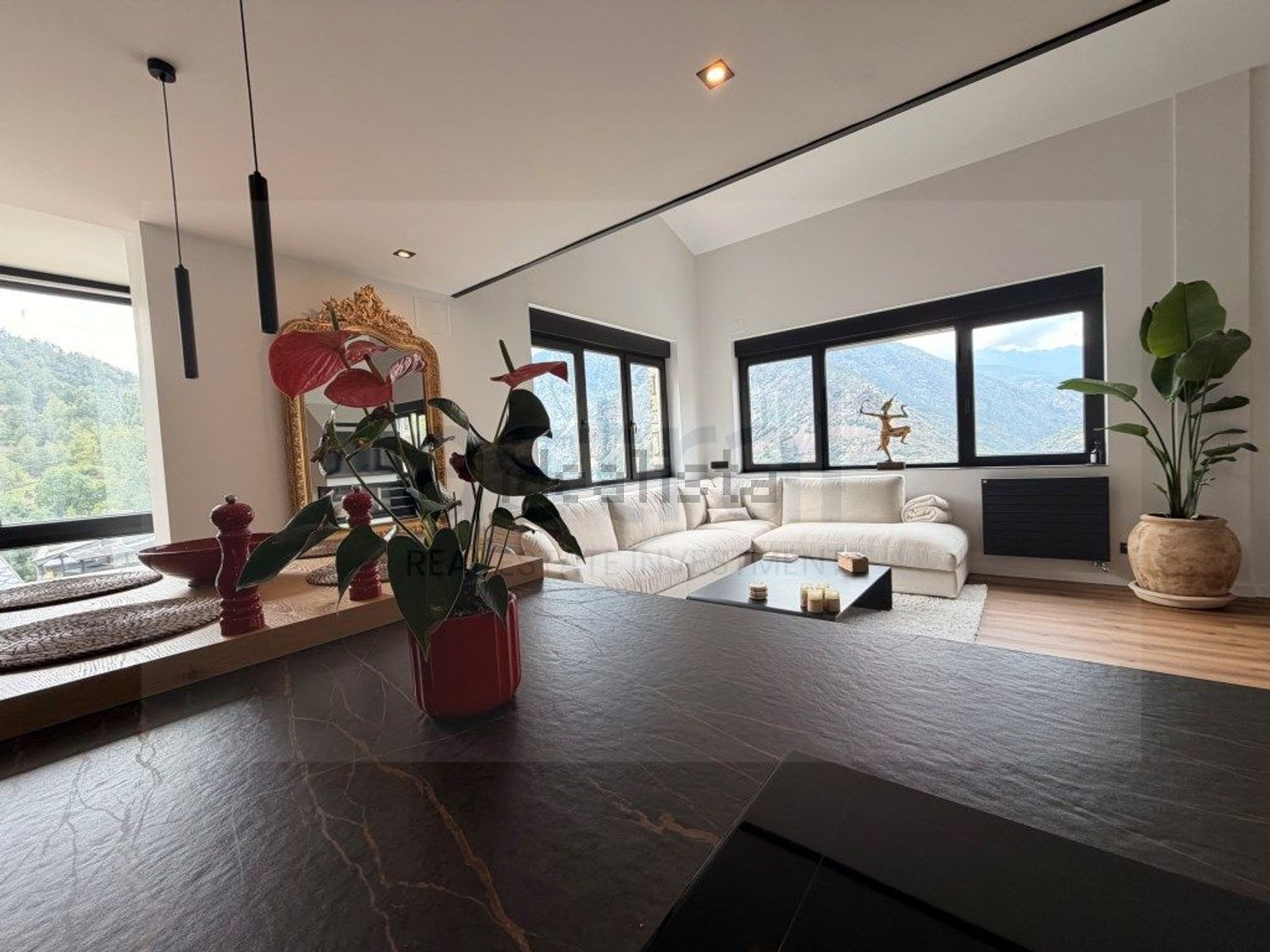 3-bedroom duplex for rent in Escaldes-Engordany · 32 of 60