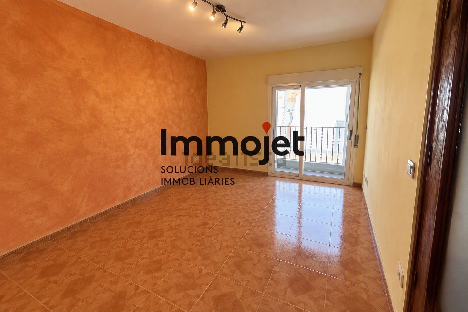 2-bedroom flat for sale in Pas de la Casa, Encamp · 10 of 13