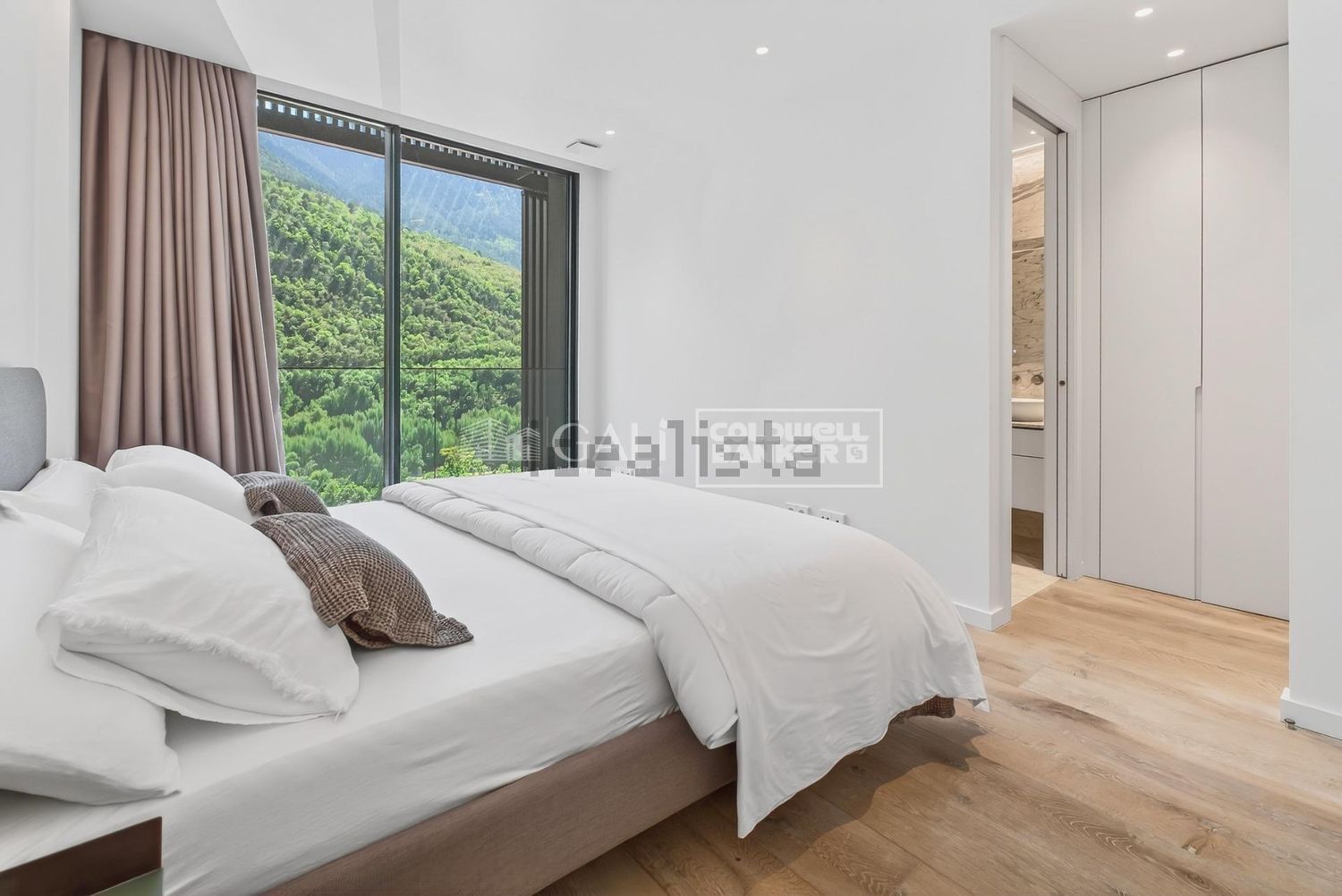 5-bedroom duplex for rent in Andorra la Vella · 55 of 59