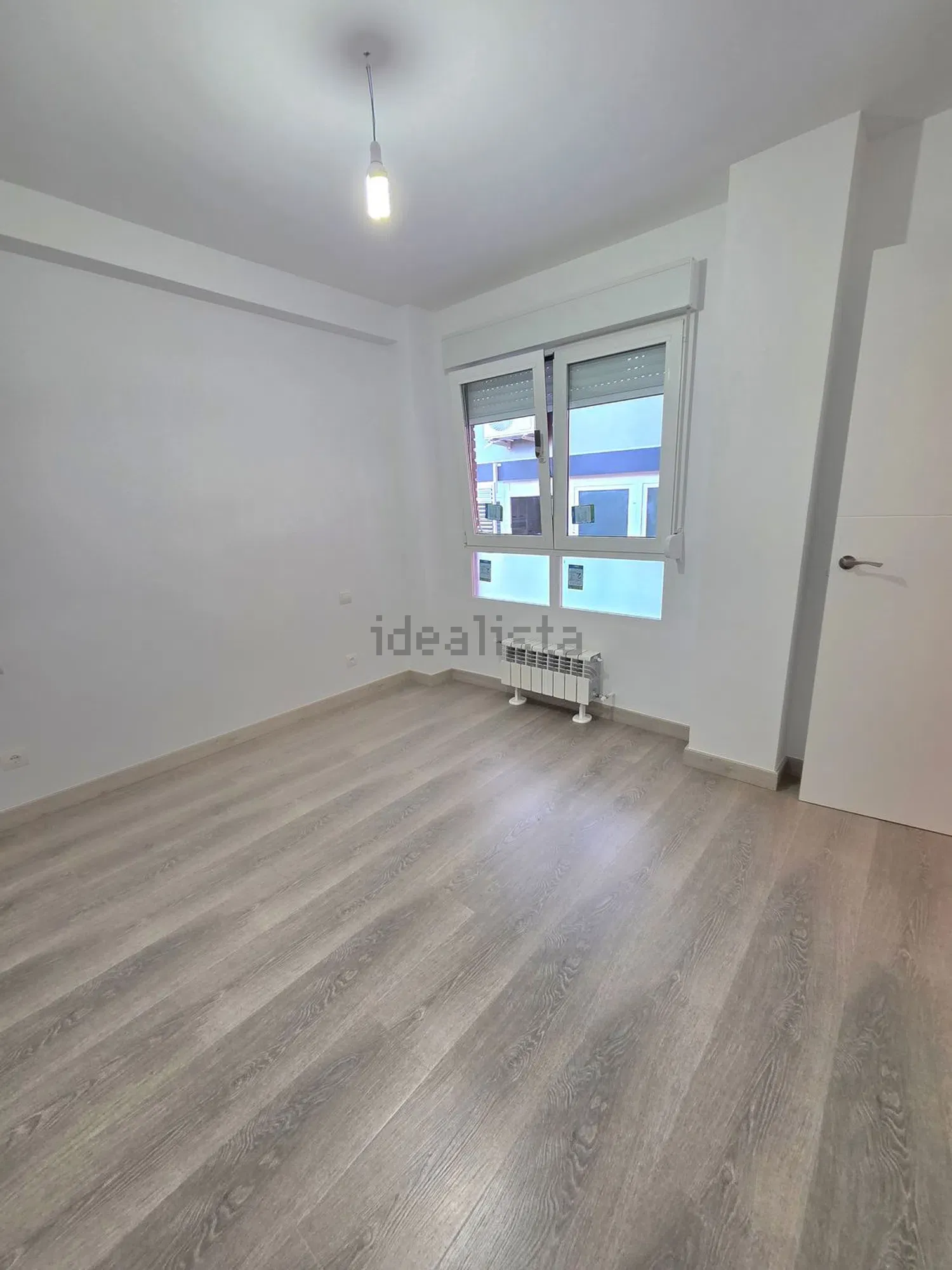 Imagen 36 inmueble 112,142,178