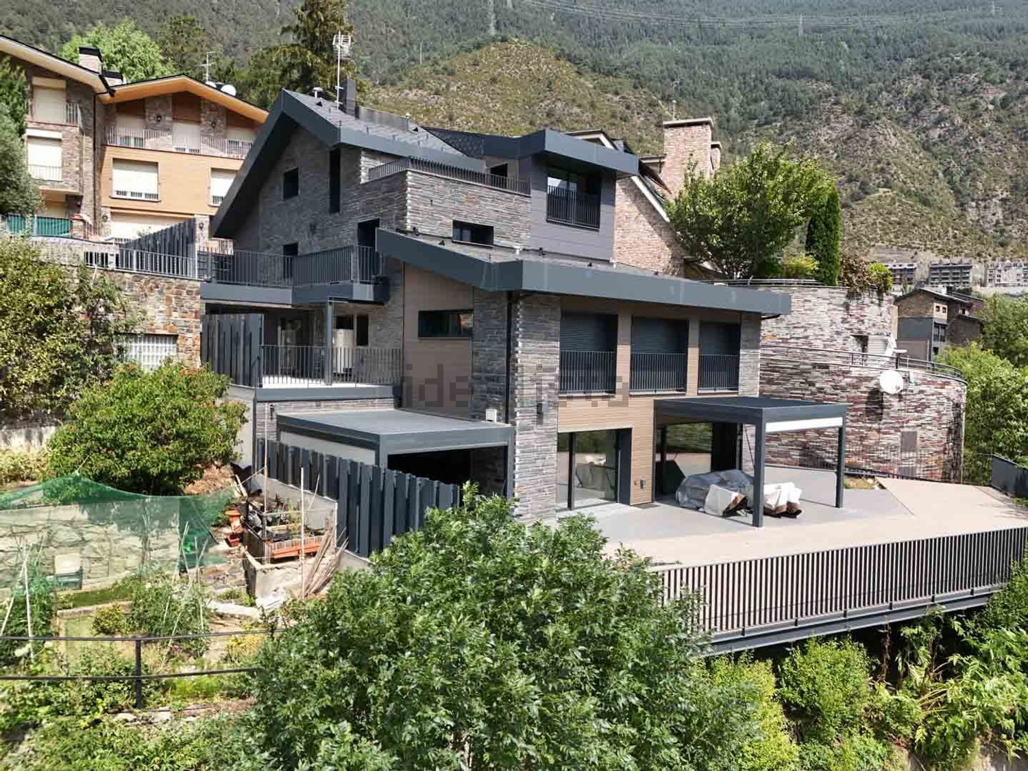 5-bedroom chalet for sale in Vila, Encamp · 2 of 53