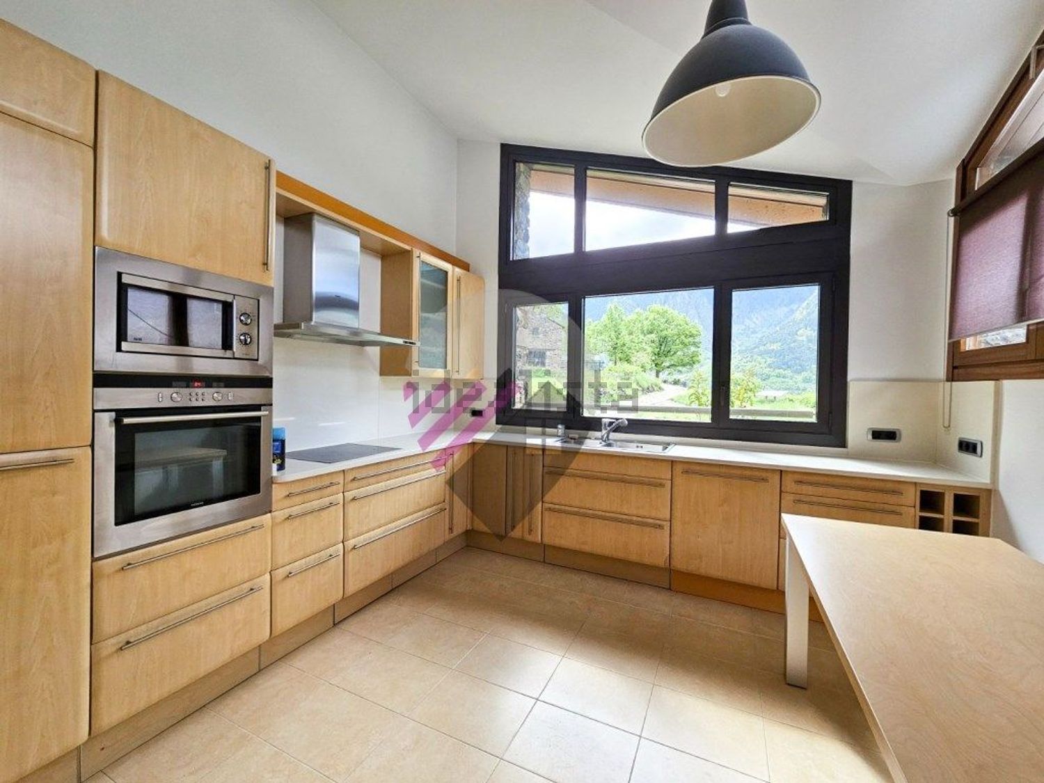 4-bedroom penthouse for rent in Escaldes-Engordany · 59 of 60