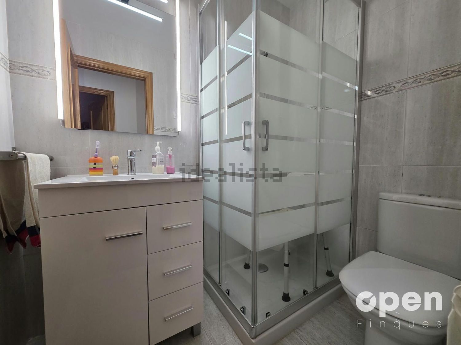 Piso en venta en Calle de Joan d'Àustria