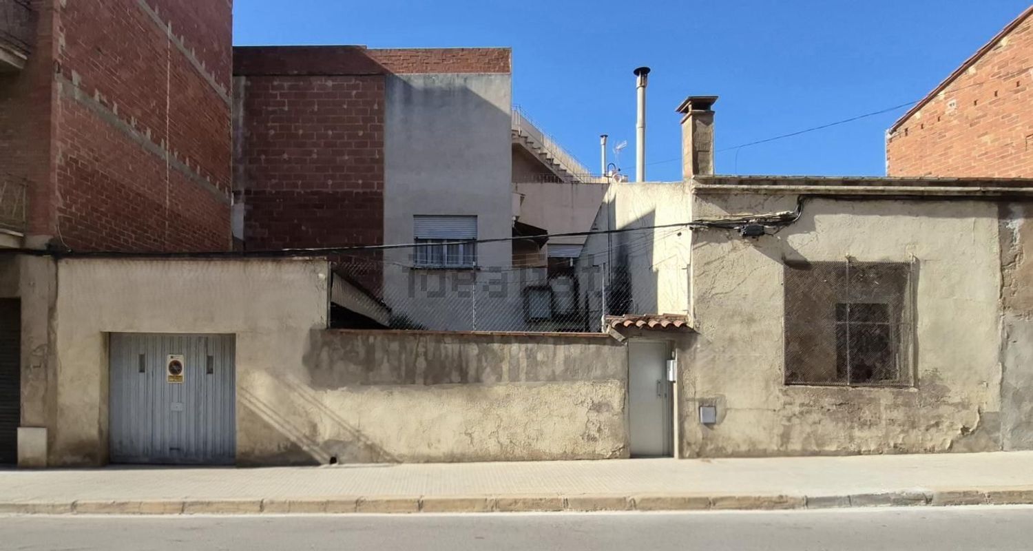 Chalet adosado en venta en Calle de Linné