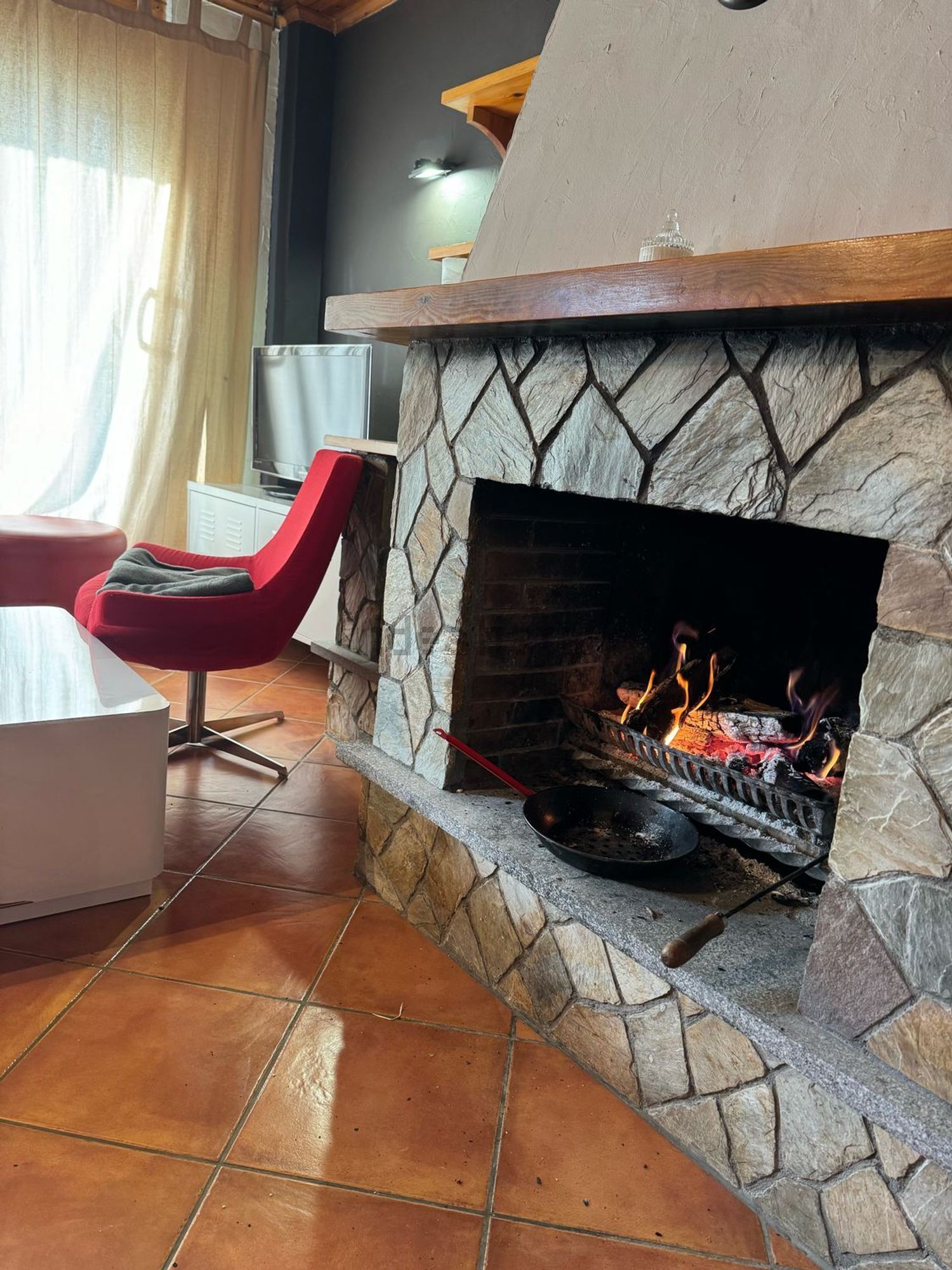 3-bedroom room in shared flat for rent in Encamp · 2 of 16