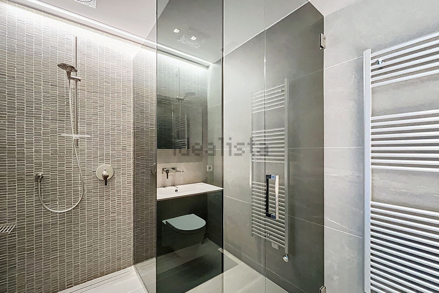 Appartement 3 chambres à vendre à Andorra la Vella, Andorre-la-Vieille · 60 sur 60