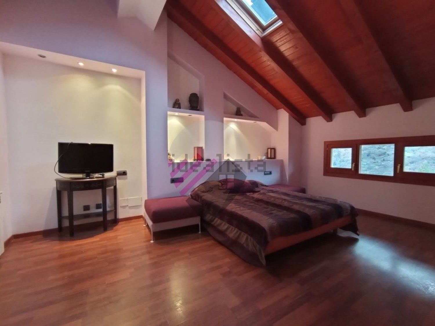 4-bedroom chalet for sale in Andorra la Vella · 30 of 44