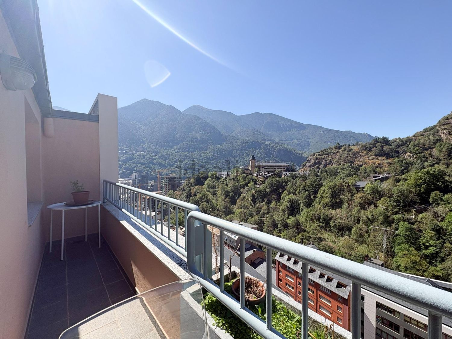 3-bedroom penthouse for rent in Escaldes-Engordany · 23 of 37