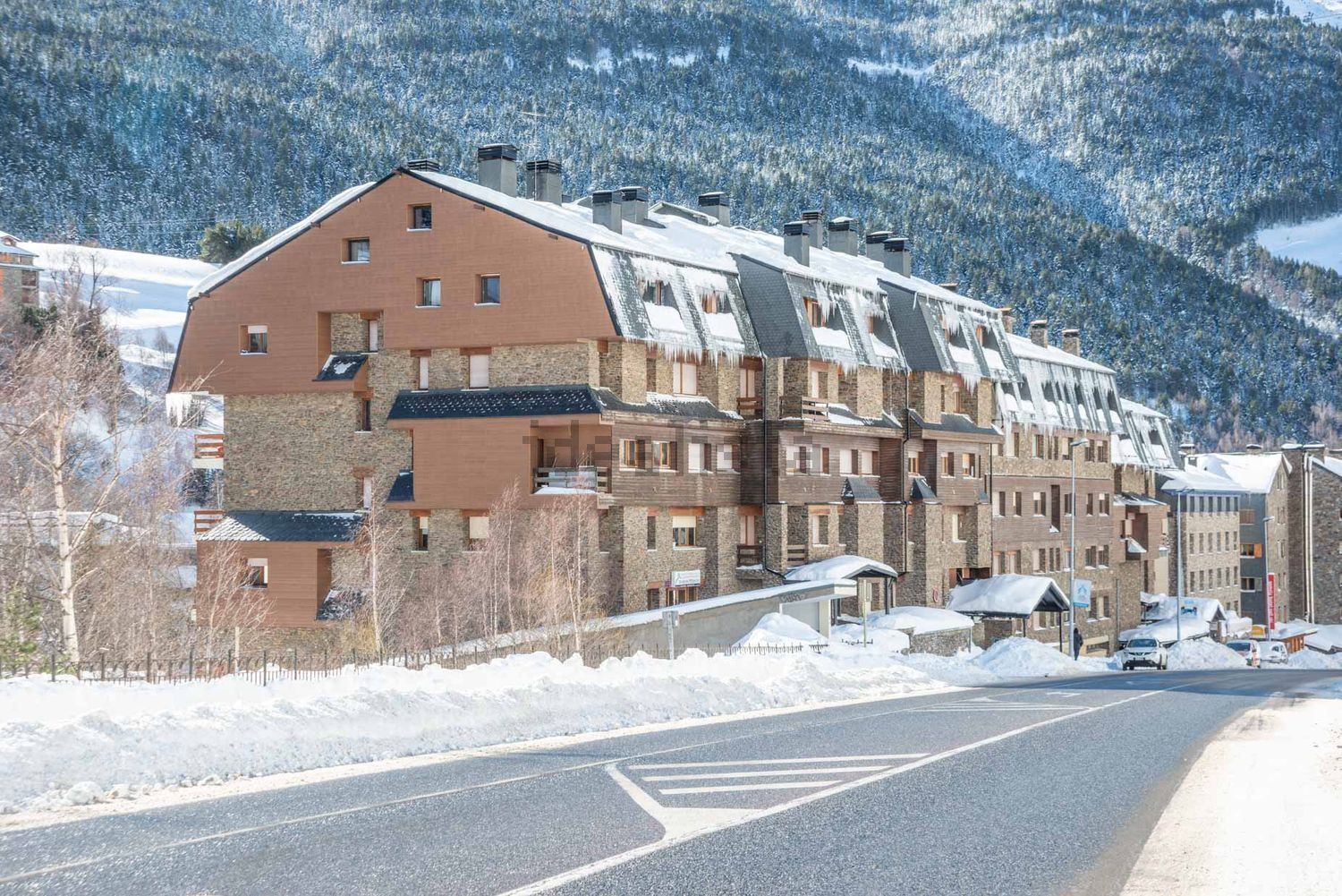 3-bedroom flat for sale in El Tarter, Canillo · 4 of 24