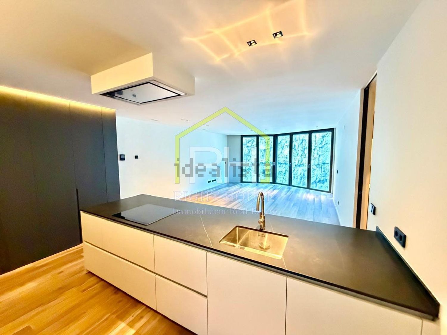 2-bedroom flat for sale in Centro, Andorra la Vella · 59 of 60