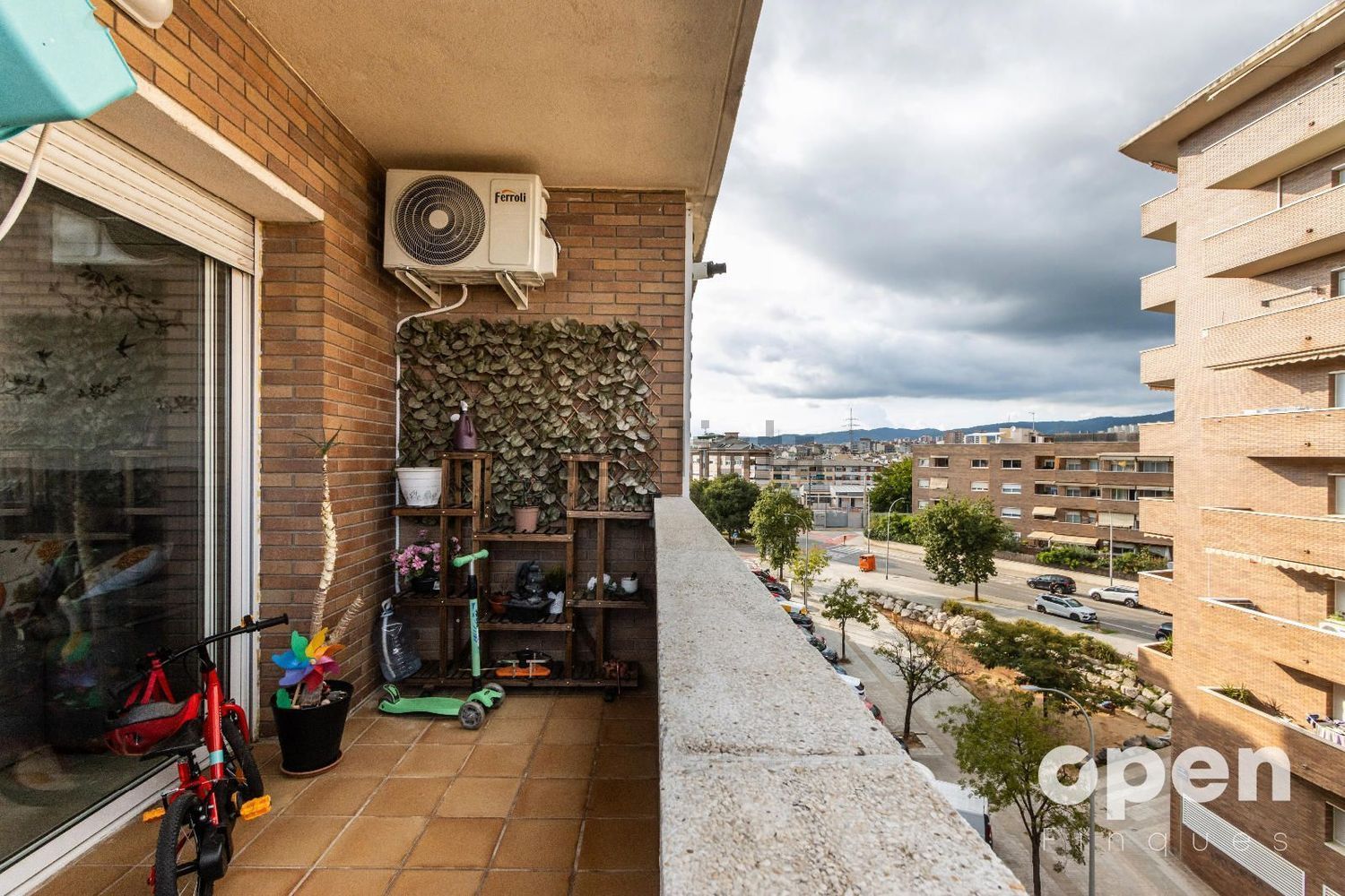Ático en venta en Calle del Pedraforca