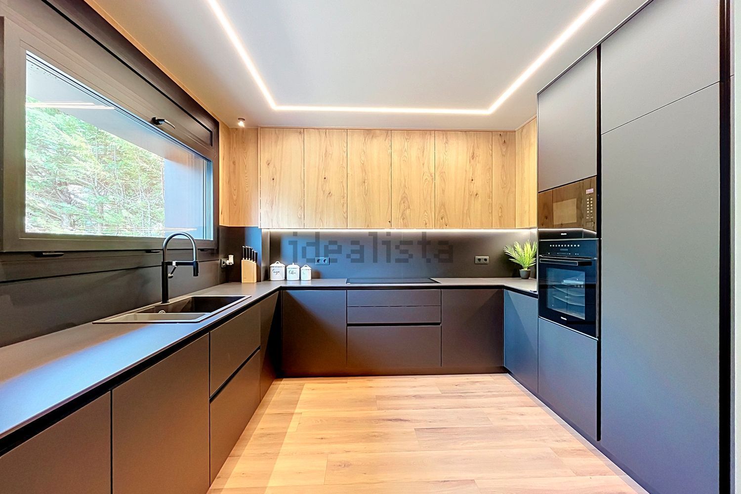 5-bedroom chalet for sale in Escaldes-Engordany · 8 of 45