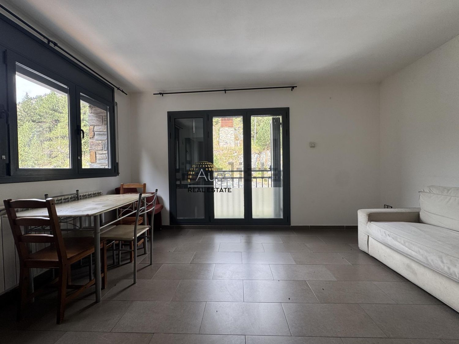 2-bedroom flat for sale in El Tarter, Canillo · 2 of 60