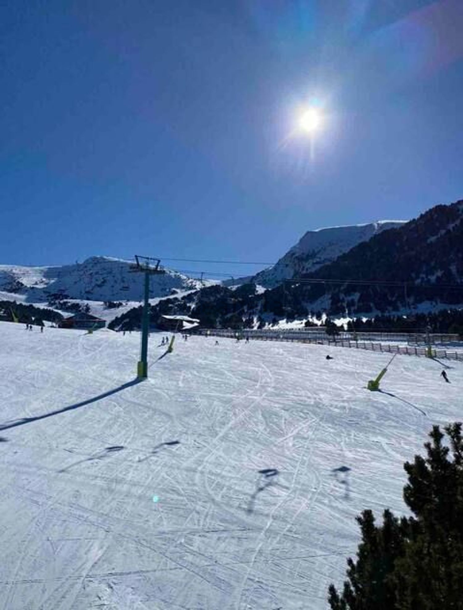 3-bedroom flat for rent in El Tarter, Canillo · 24 of 28