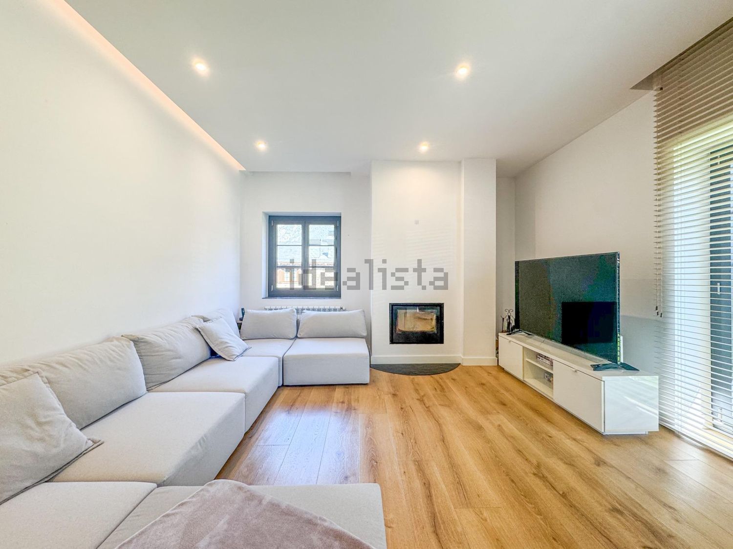 3-bedroom flat for sale in Vila, Encamp · 5 of 52