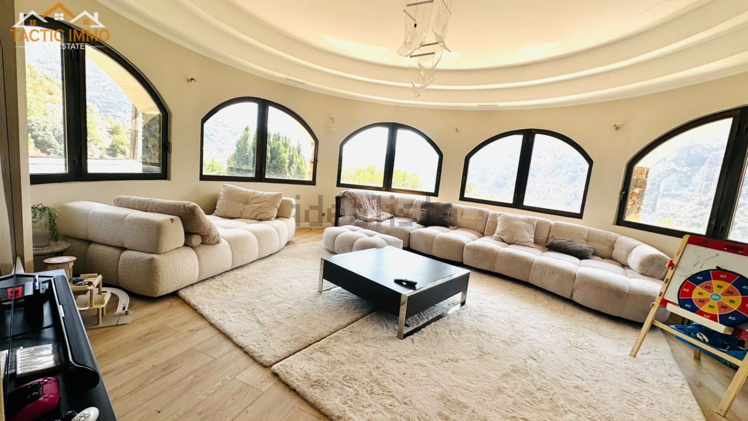 6-bedroom chalet for sale in Sant Julià de Lòria · 6 of 25