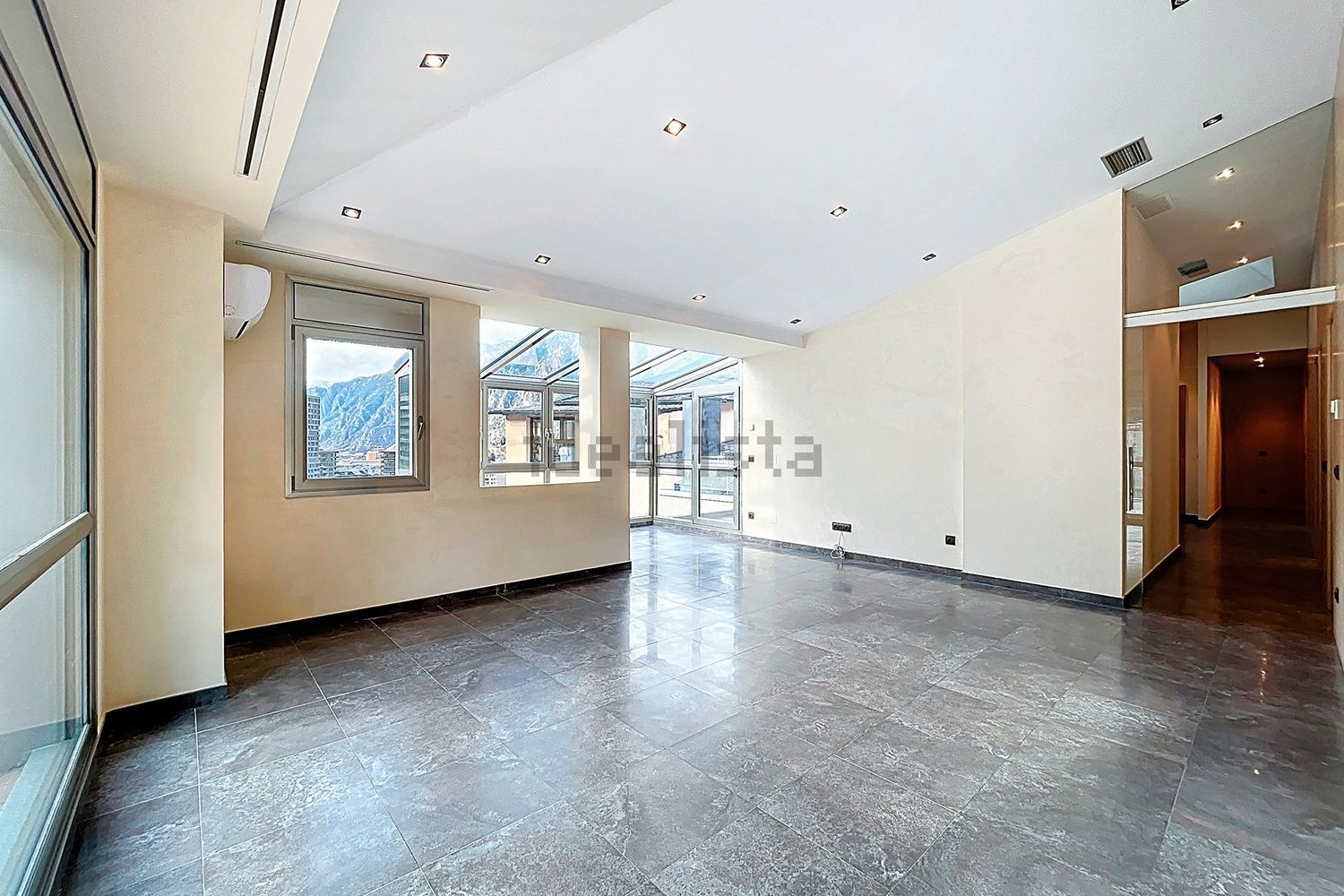 Appartement 4 chambres à vendre à Escaldes-Engordany · 5 sur 60