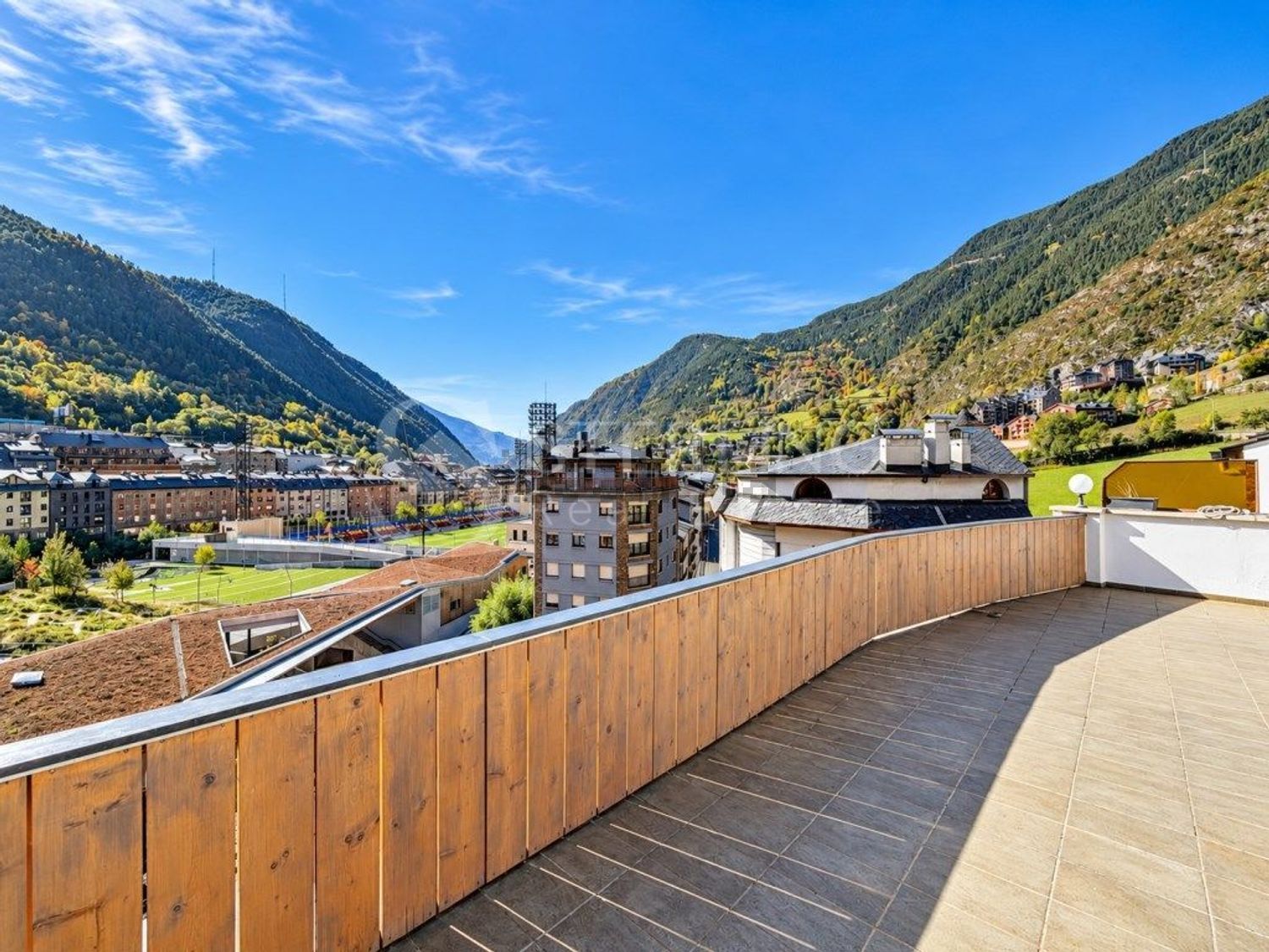 3-bedroom penthouse for rent in Encamp · 29 of 53