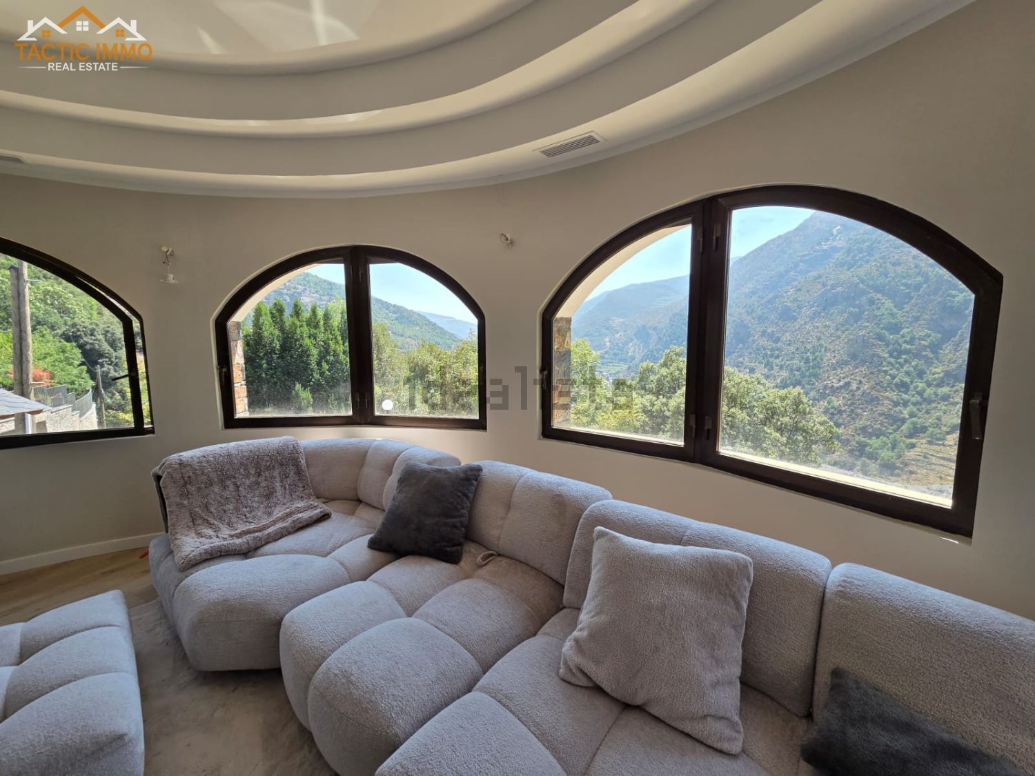 6-bedroom chalet for sale in Sant Julià de Lòria · 7 of 25