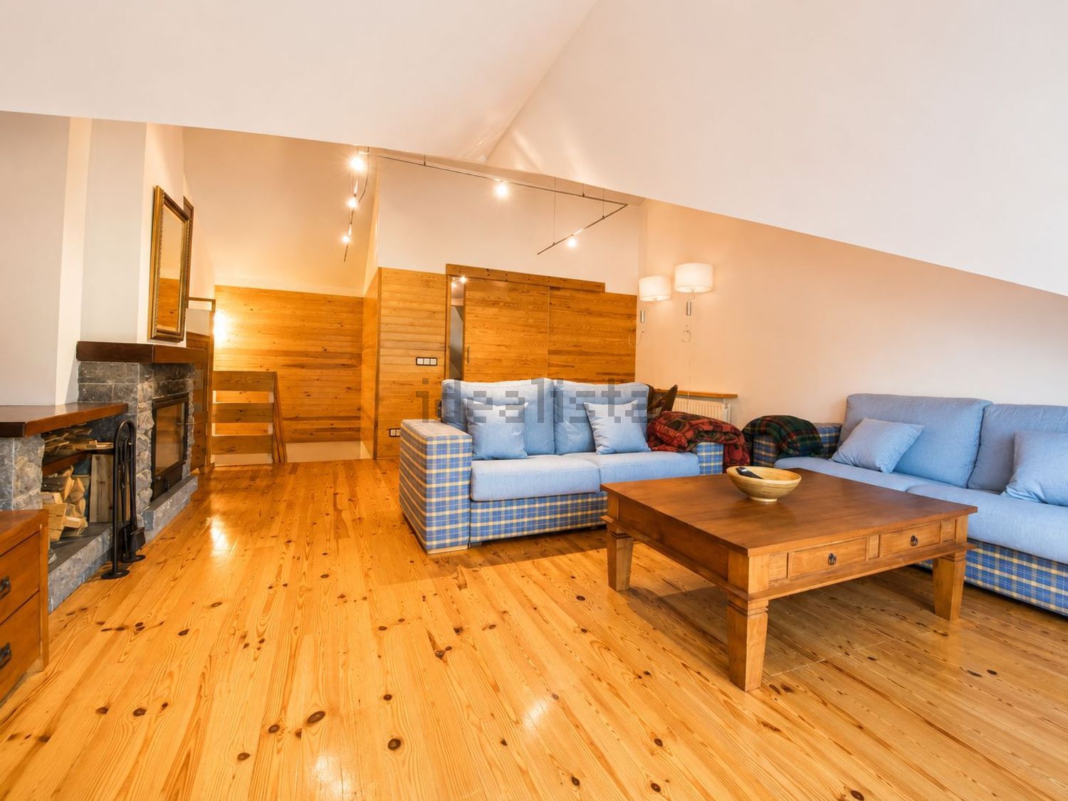 5-bedroom townhouse for rent in El Tarter, Canillo · 22 of 23