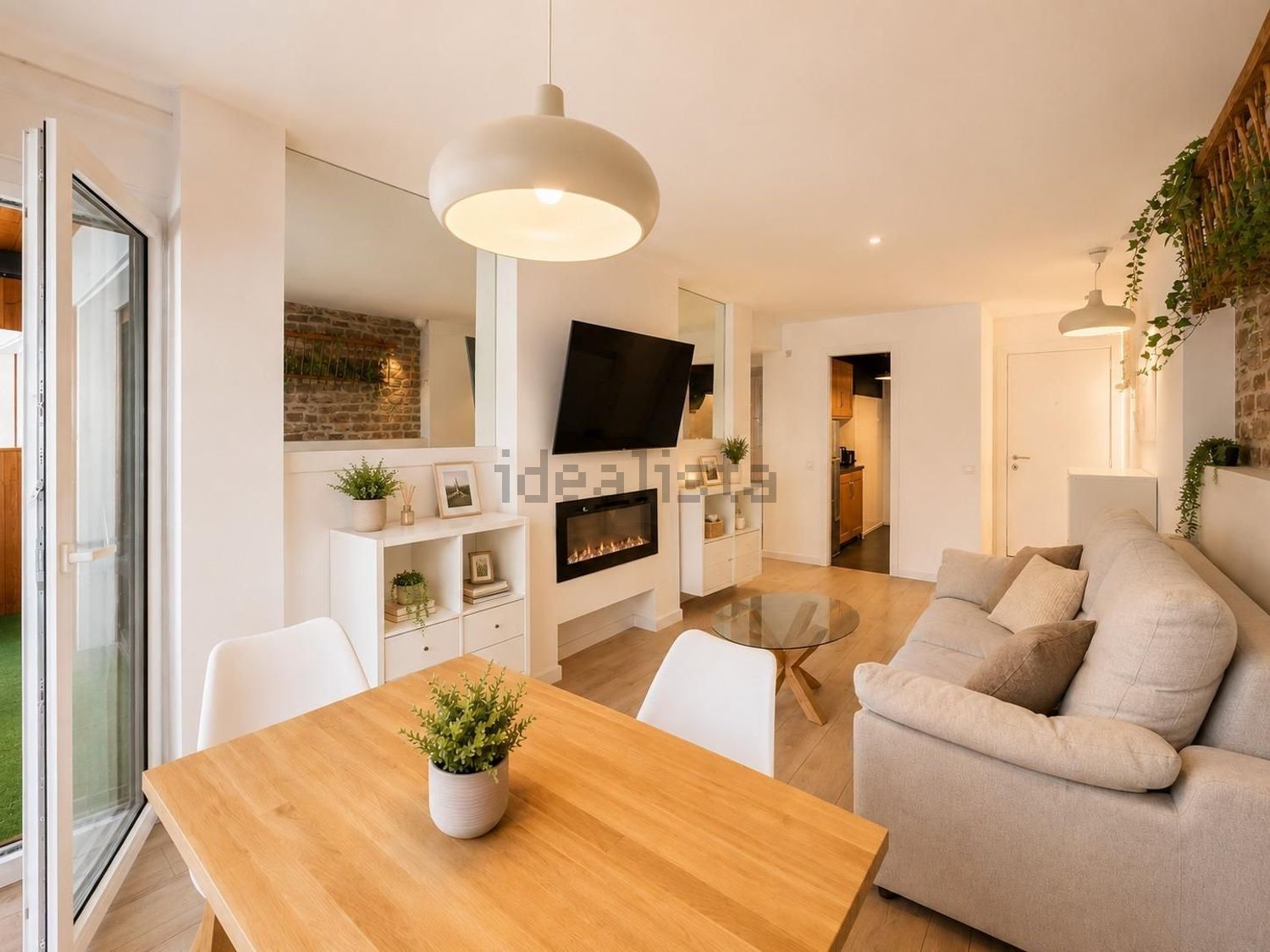 2-bedroom flat for sale in El Tarter, Canillo · 3 of 15