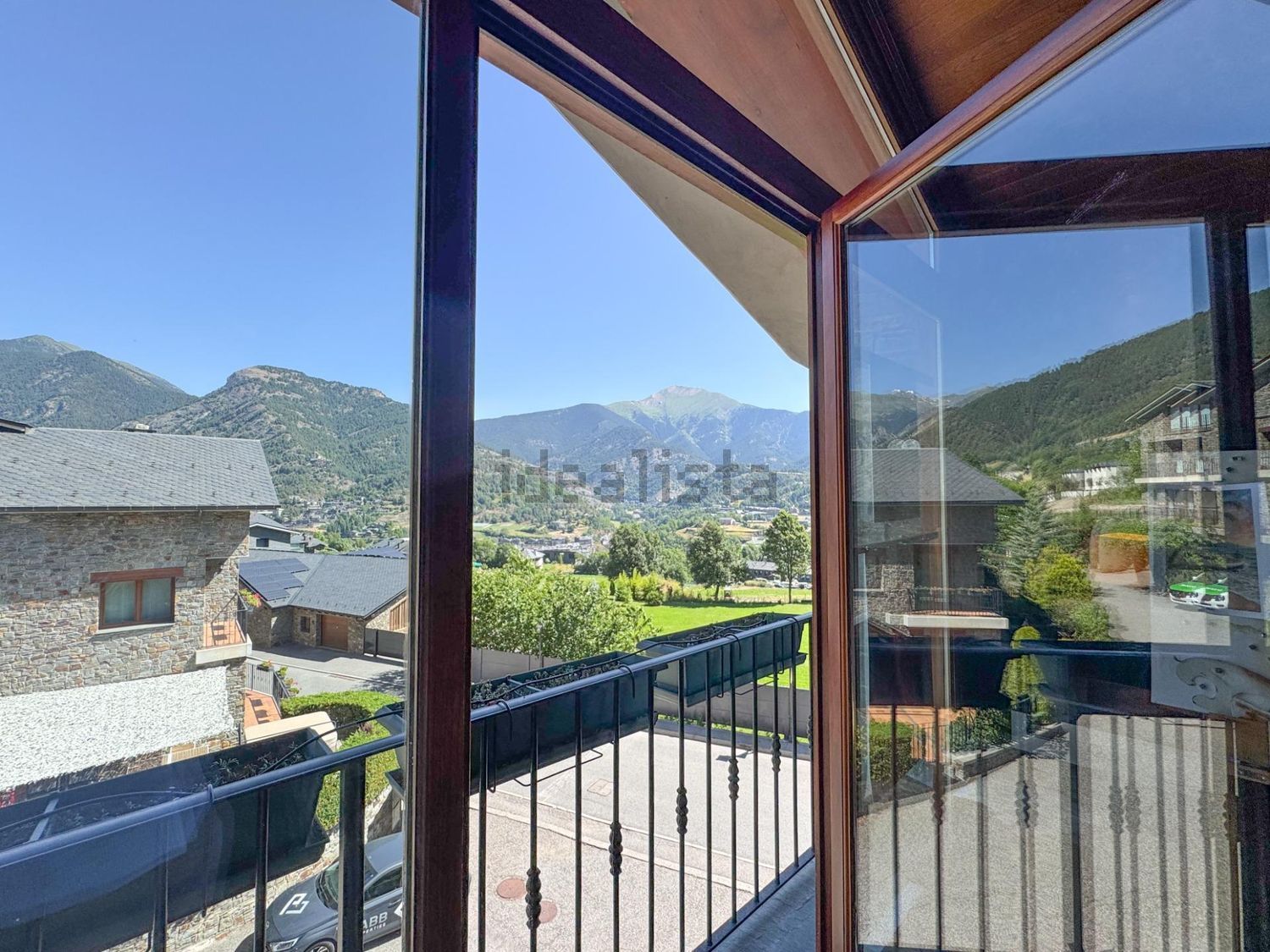 Casa adossada de 5 habitacions en venda a La Massana · 18 de 37