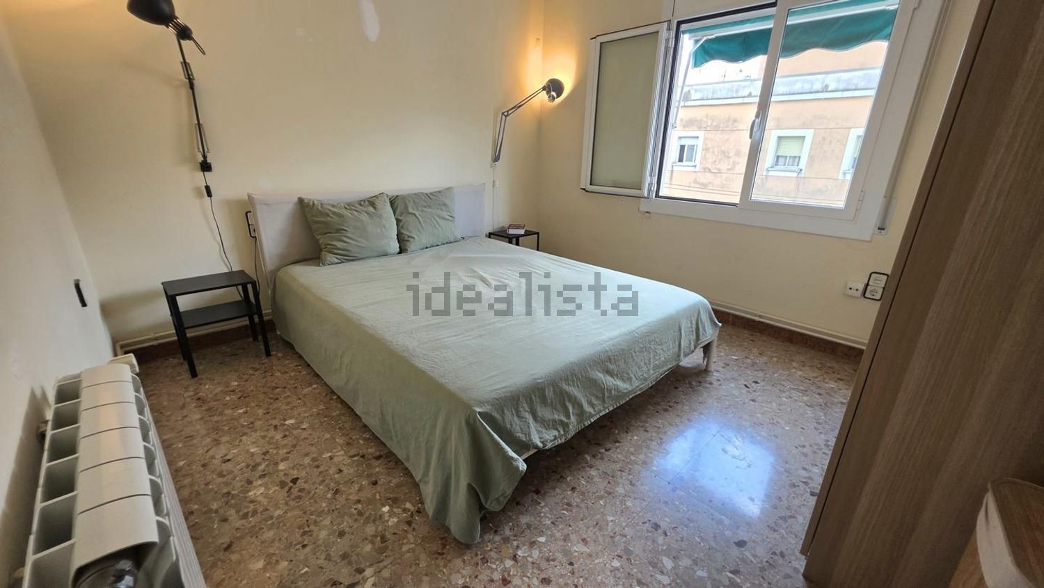 Piso en venta en Calle Renaixement