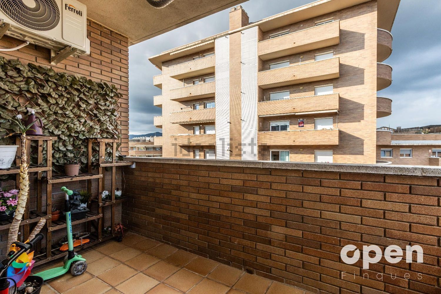 Ático en venta en Calle del Pedraforca