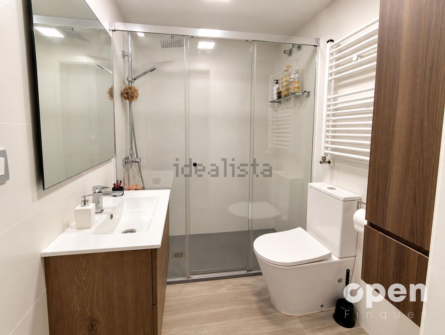 Piso en venta en Avenida de Josep Tarradellas