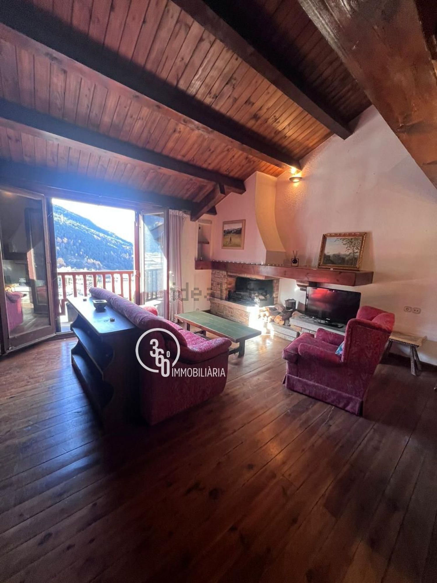 3-bedroom penthouse for sale in El Tarter, Canillo · 30 of 60