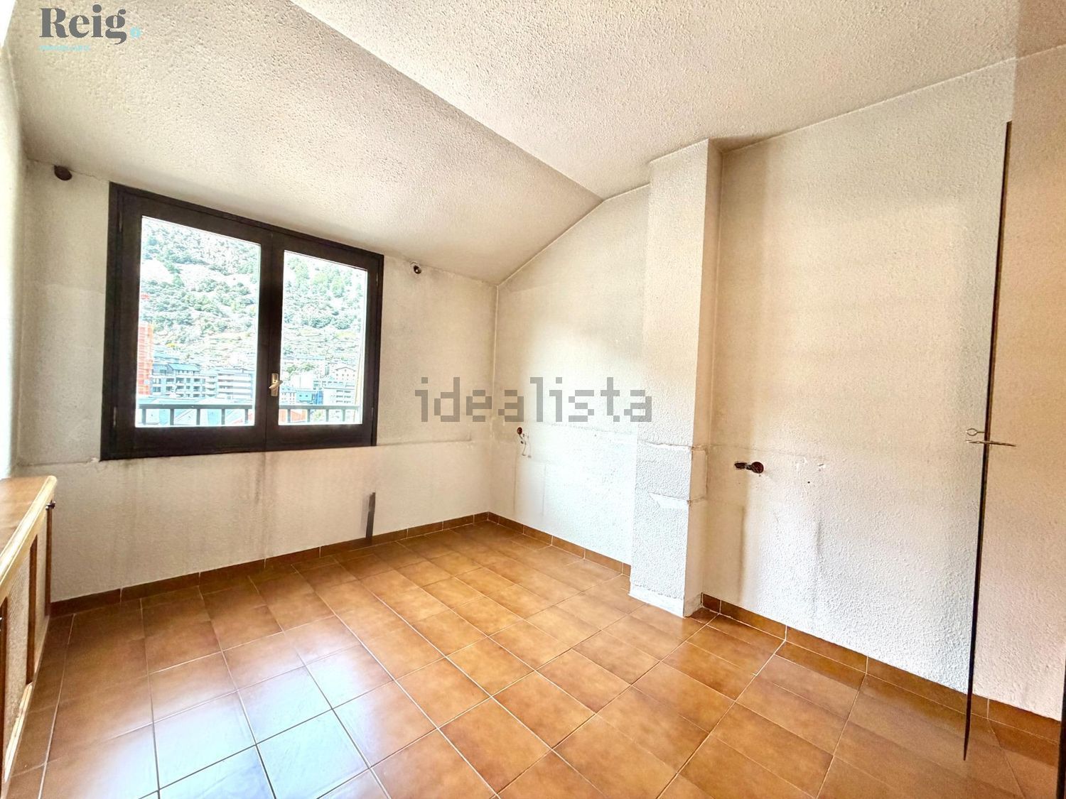 3-bedroom duplex for sale in Andorra la Vella · 17 of 46