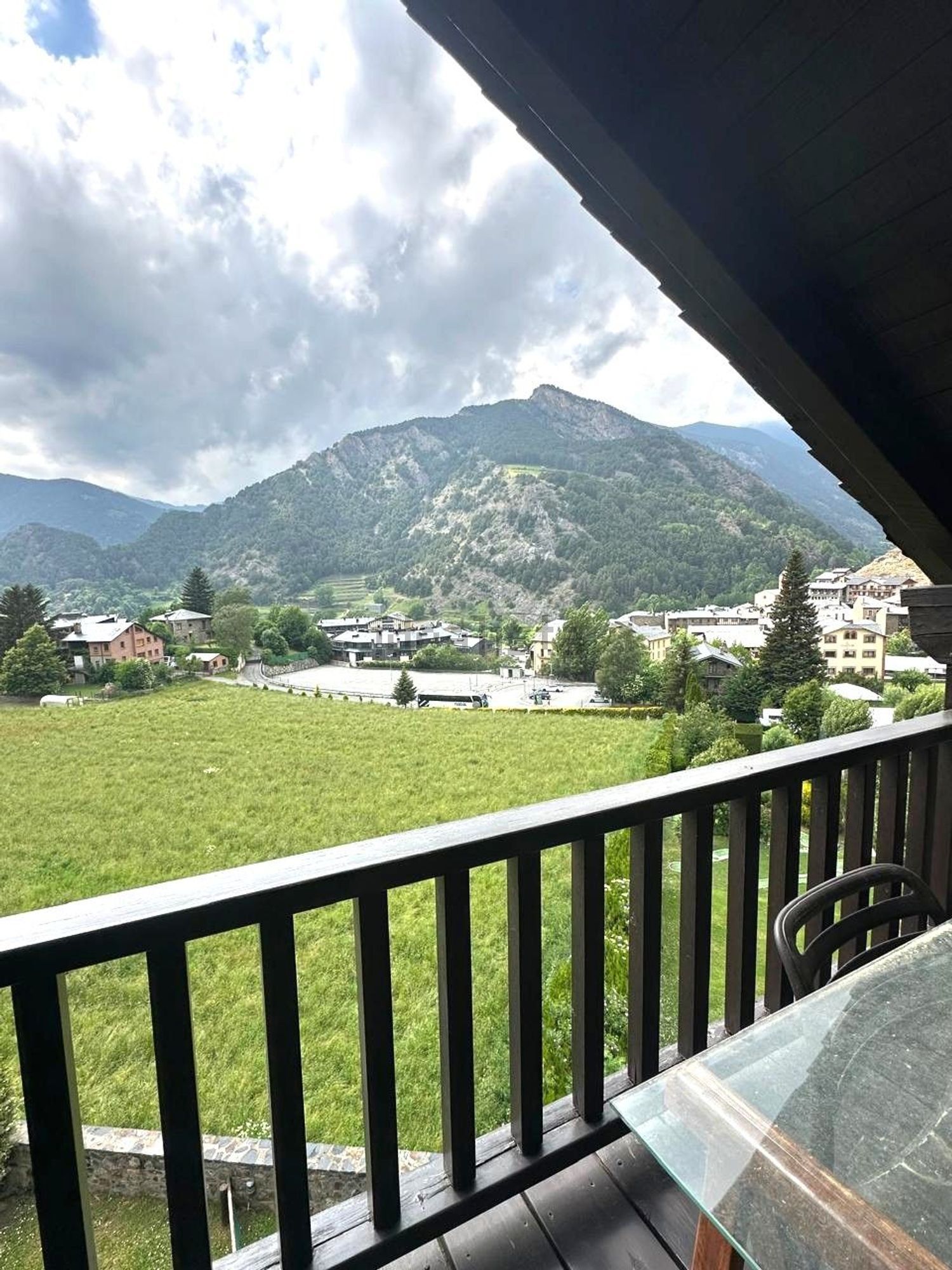 Dúplex de 3 habitaciones en venta en Ordino · 3 de 25