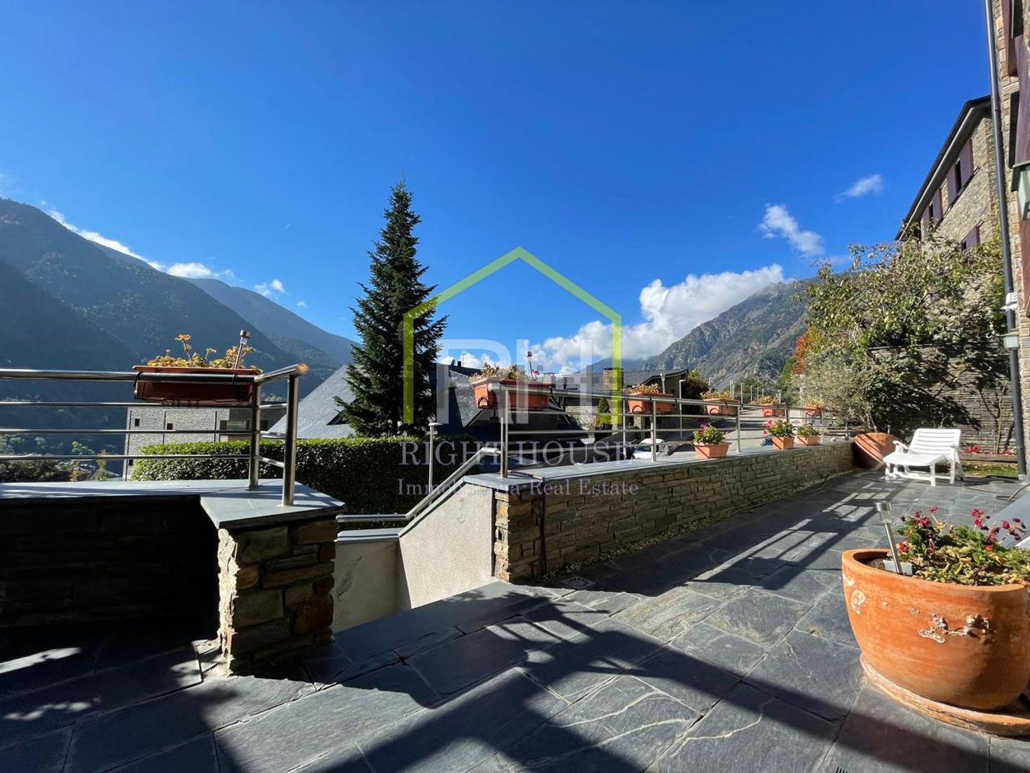 5-bedroom chalet for sale in Escaldes-Engordany · 5 of 60