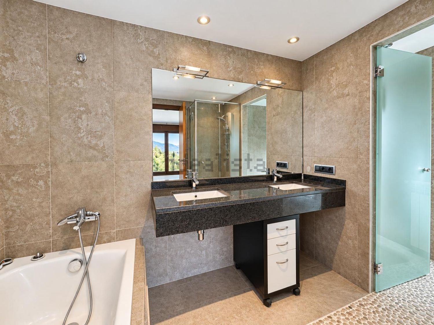 4-bedroom chalet for sale in Aixirivall, Sant Julià de Lòria · 11 of 20