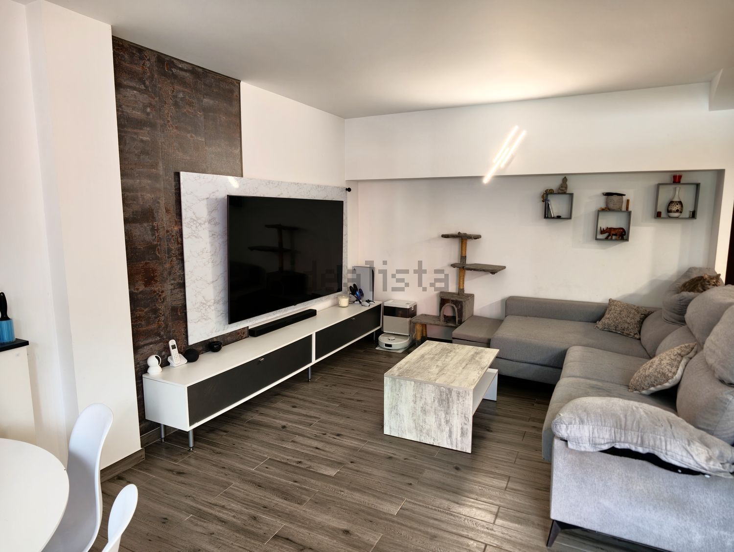 3-bedroom flat for sale in Sant Julià de Lòria · 3 of 16