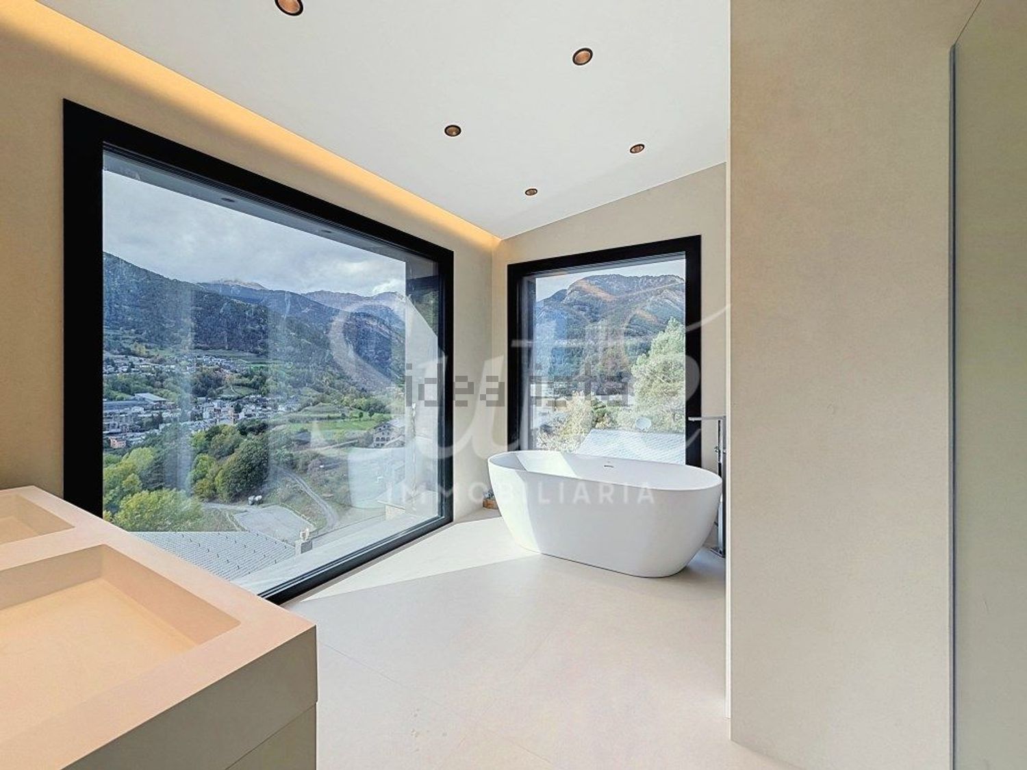 4-bedroom chalet for sale in L'Aldosa, La Massana · 19 of 50