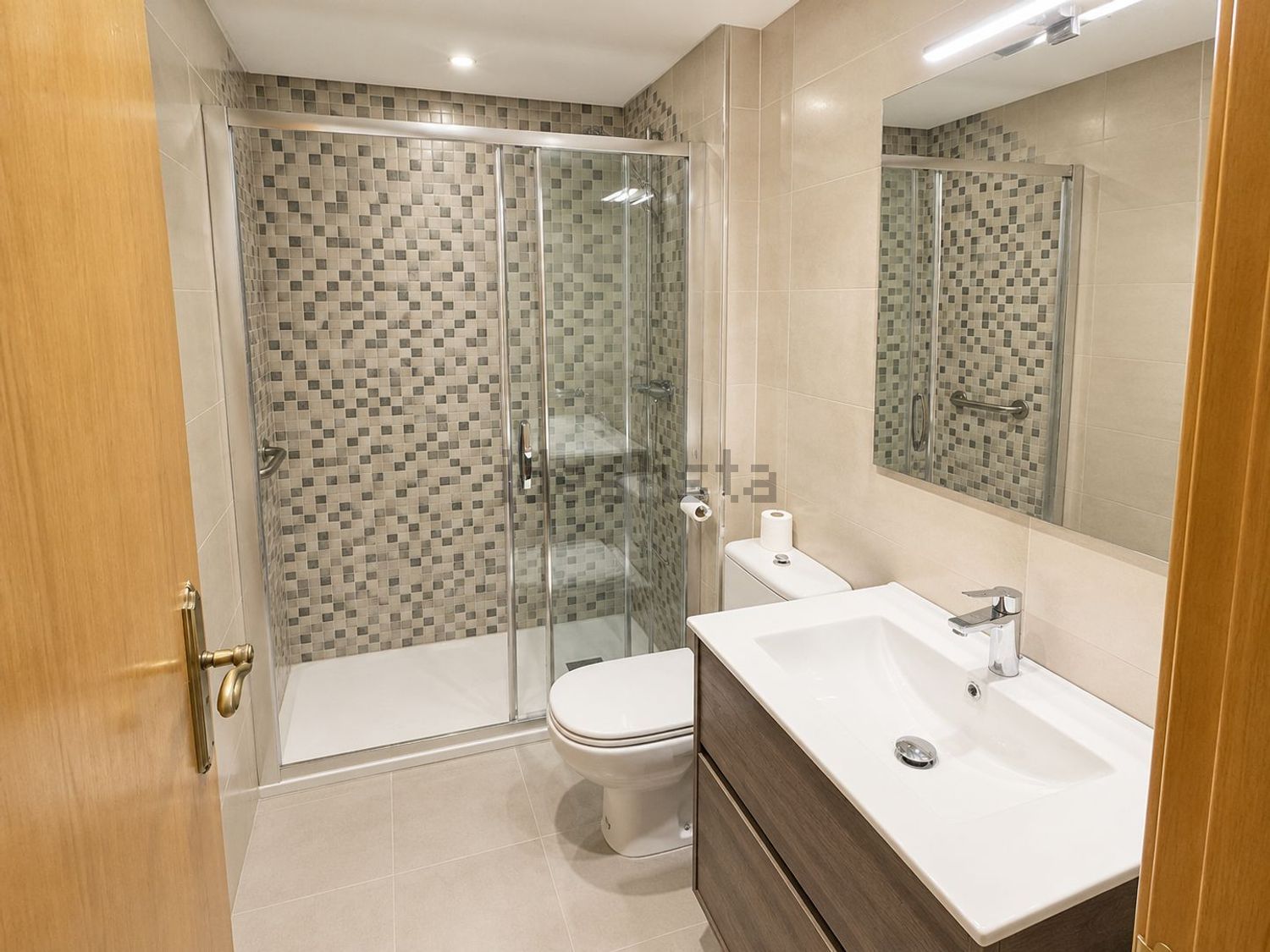 5-bedroom townhouse for rent in El Tarter, Canillo · 14 of 23